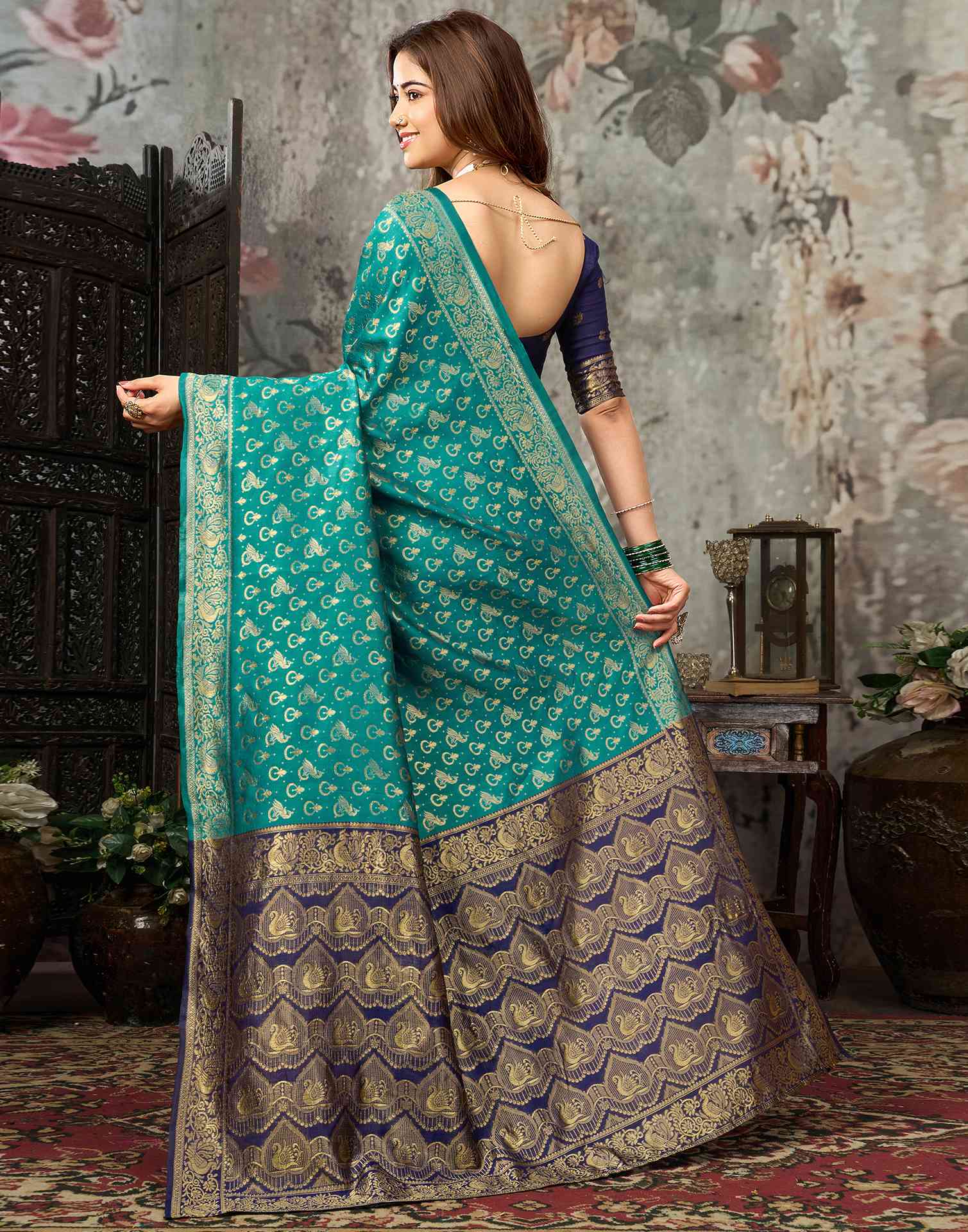 Rama Green Silk Woven Patola Saree