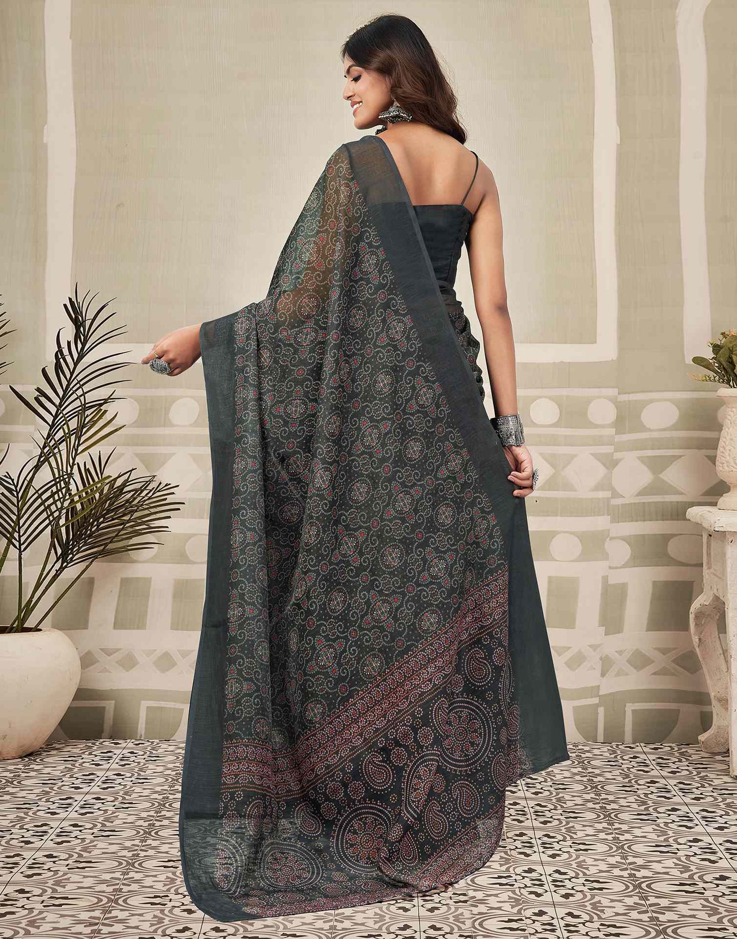 Black Linen Bandhani Printed Saree