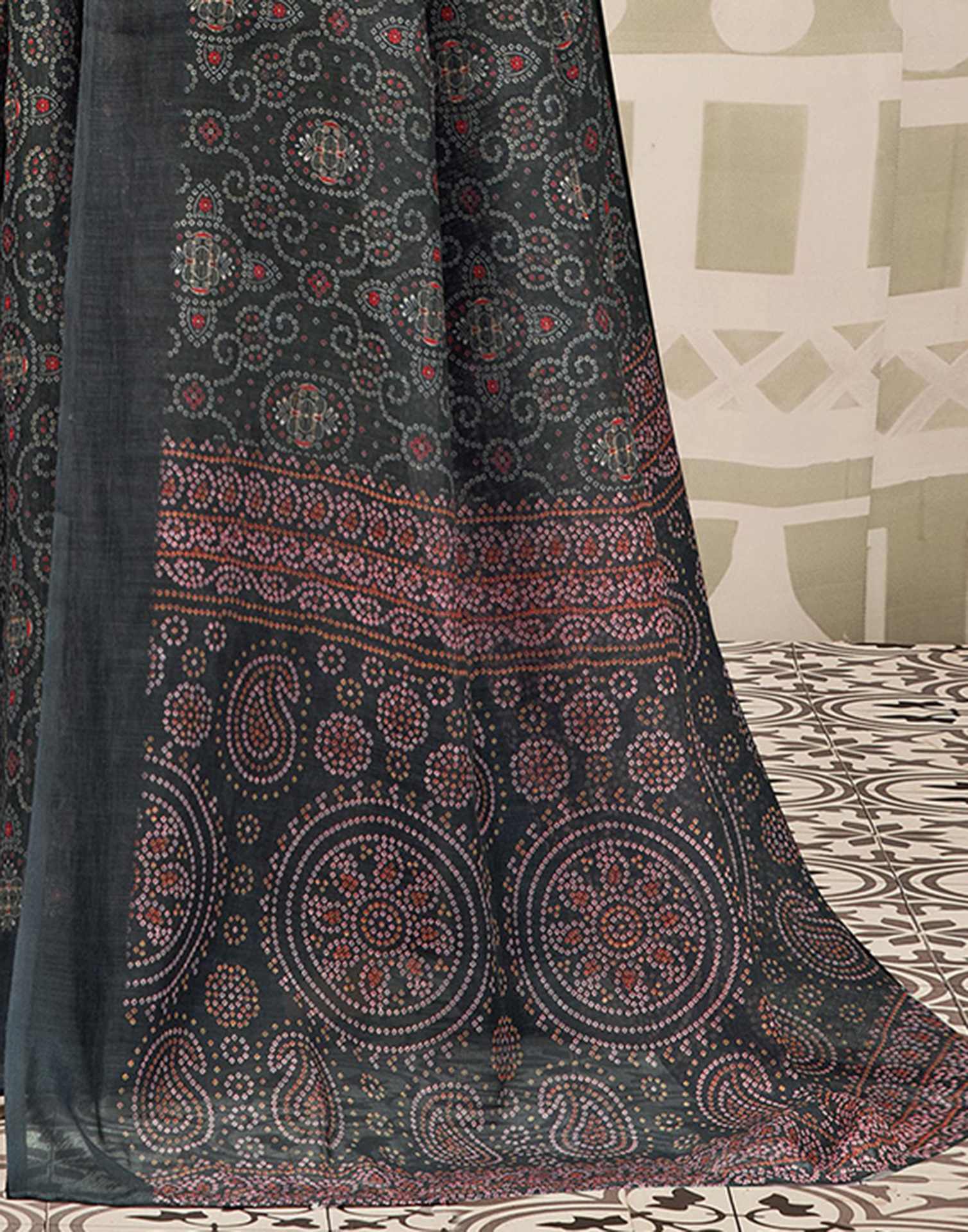 Black Linen Bandhani Printed Saree