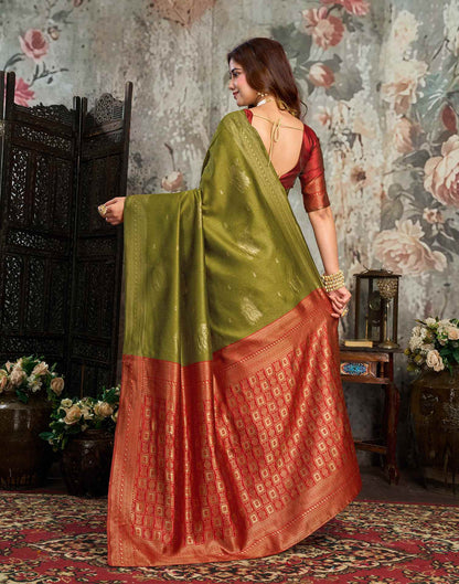 Mehandi Green Silk Woven Banarasi Saree