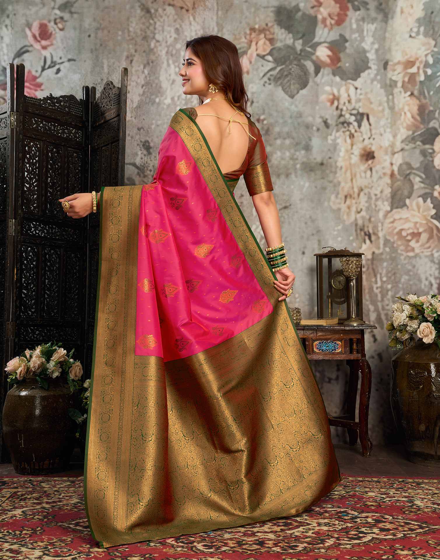 Pink Silk Woven Kanjivaram Saree