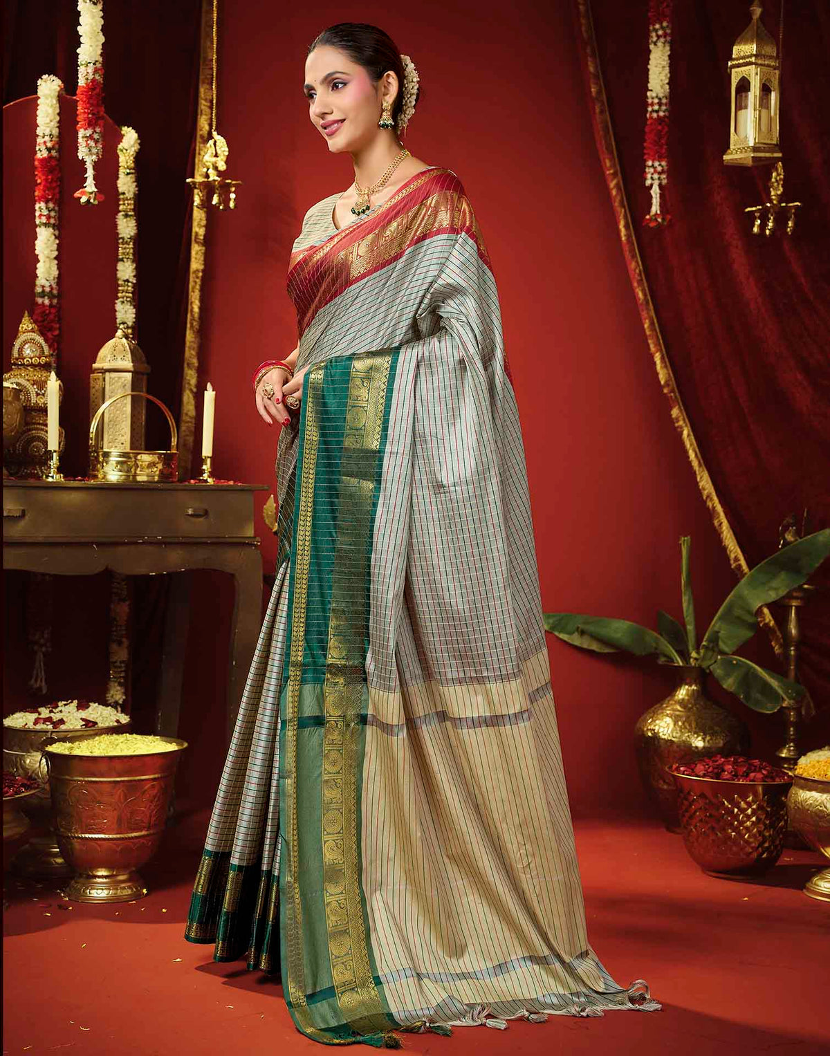 Grey Silk Woven Kanjivaram Saree