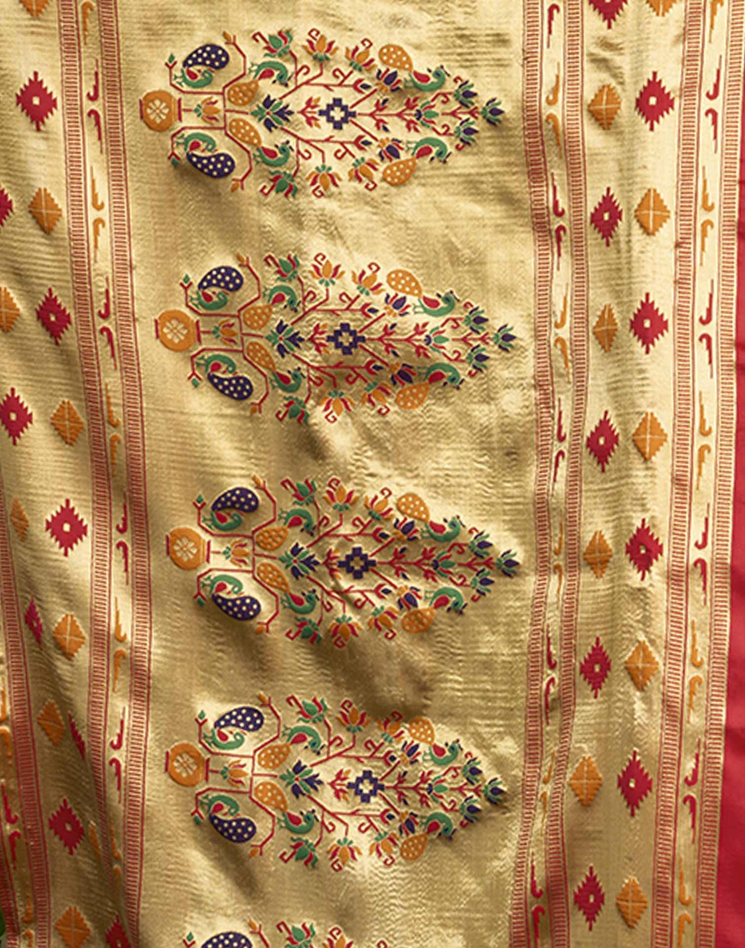 Red Silk Woven Paithani Saree