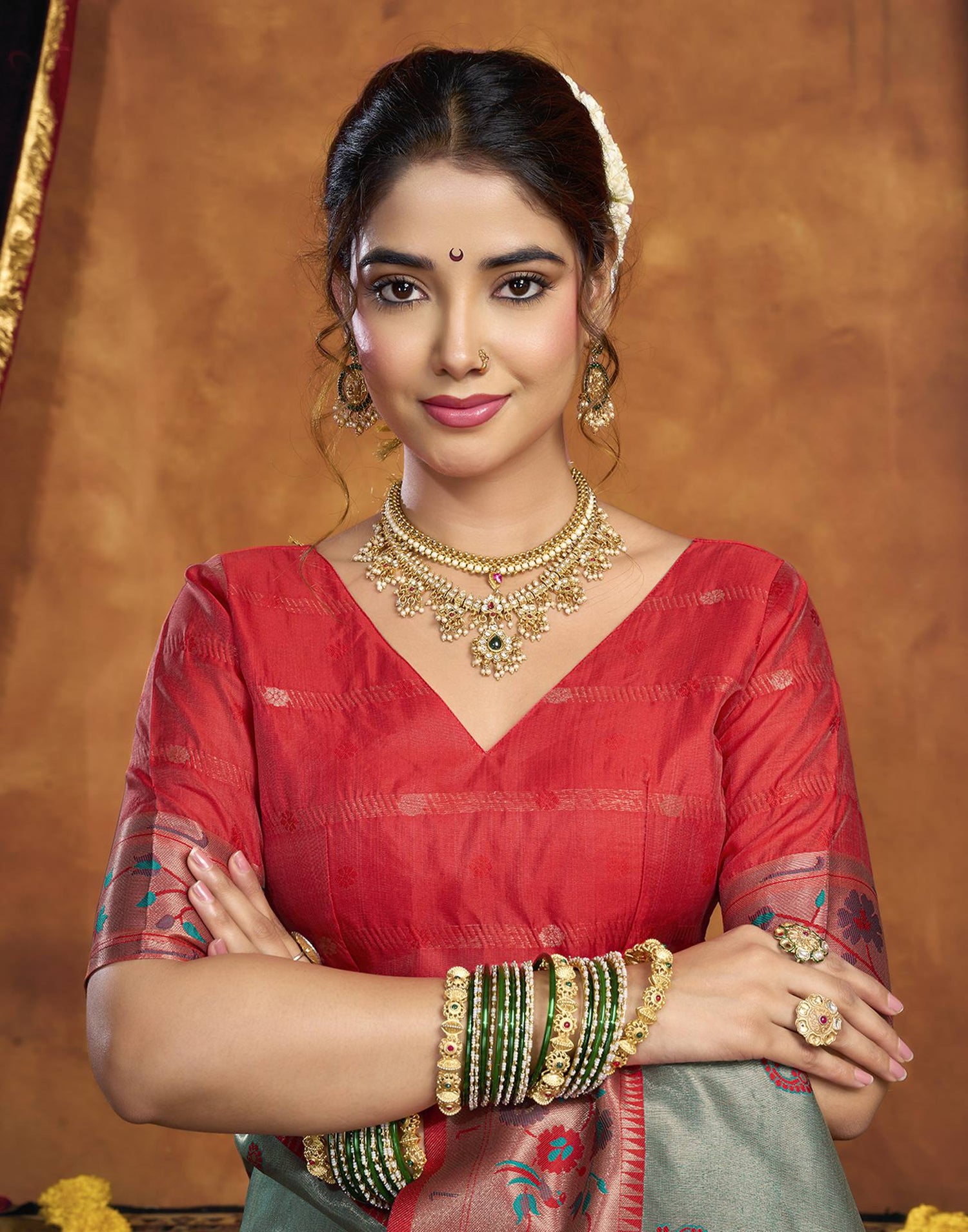 Grey Silk Woven Paithani Saree