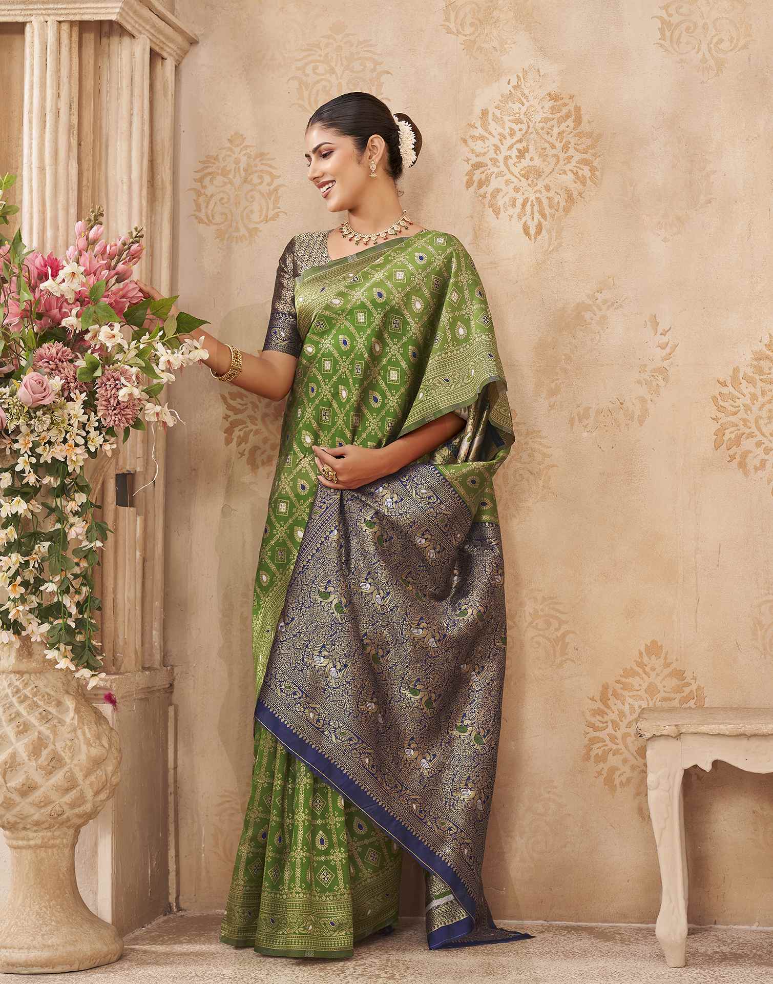 Mehandi Green Silk Woven Banarasi Saree