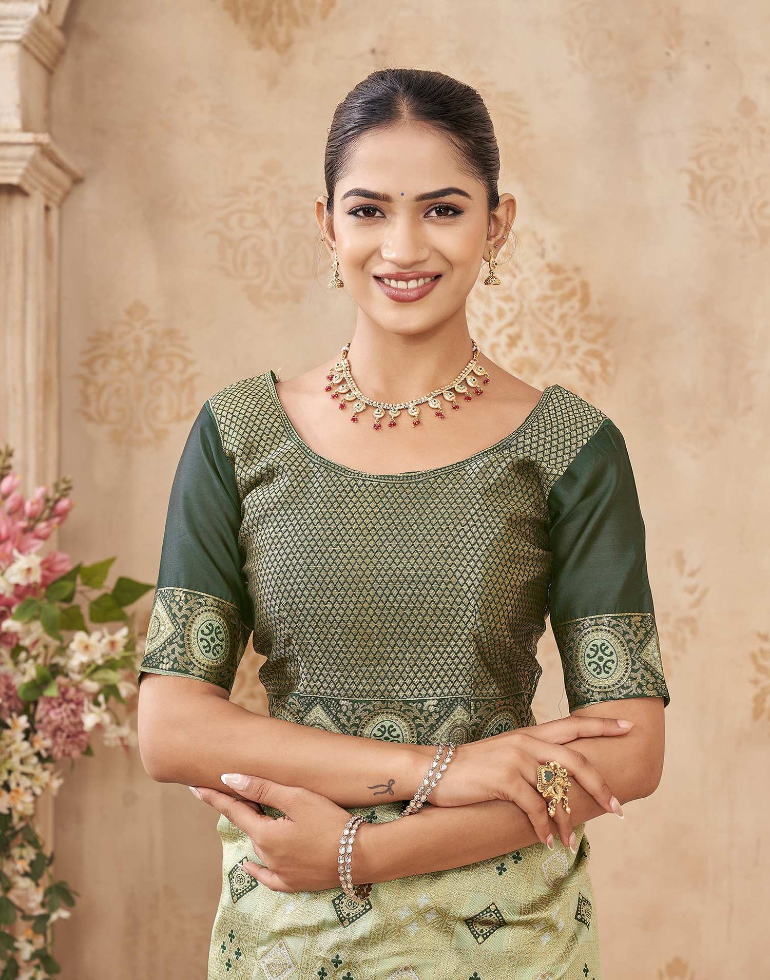Mehandi Green Silk Woven Patola Saree