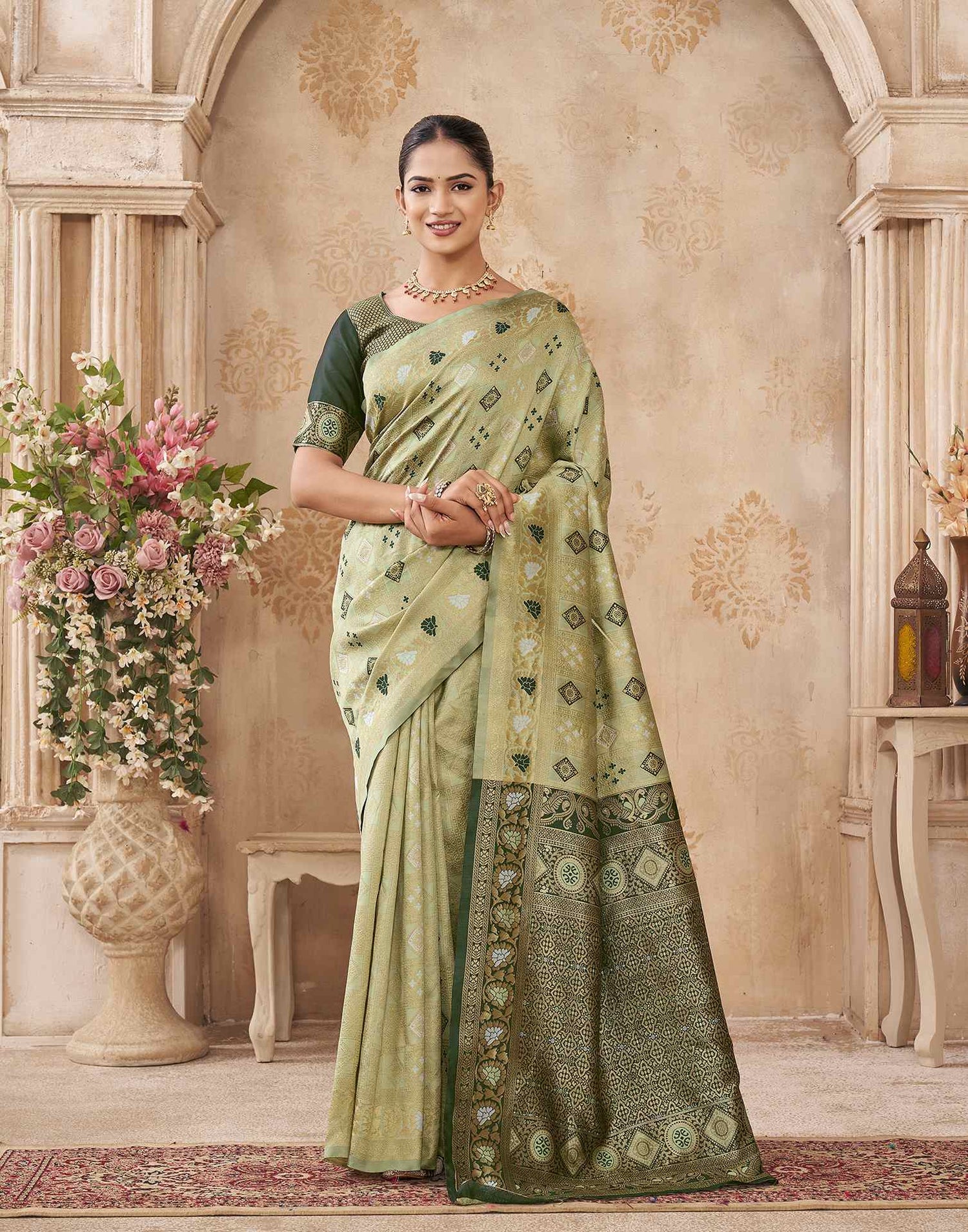 Mehandi Green Silk Woven Patola Saree