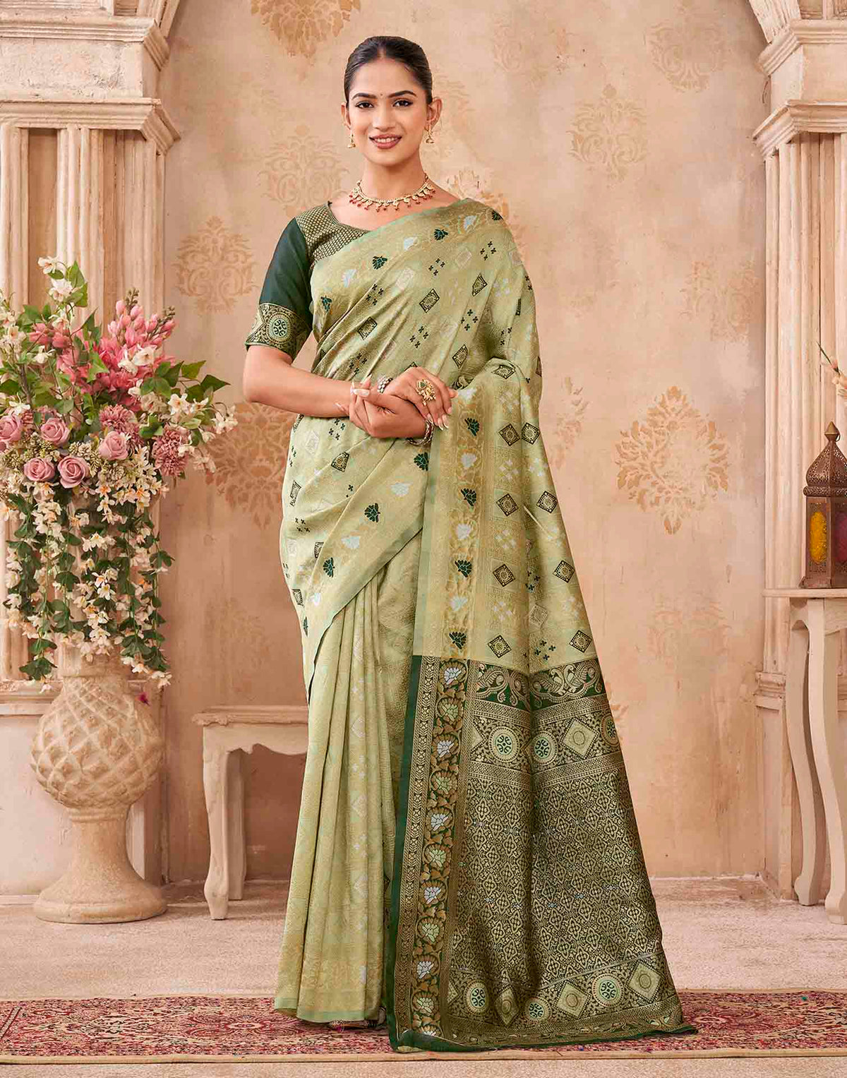 Mehandi Green Silk Woven Patola Saree