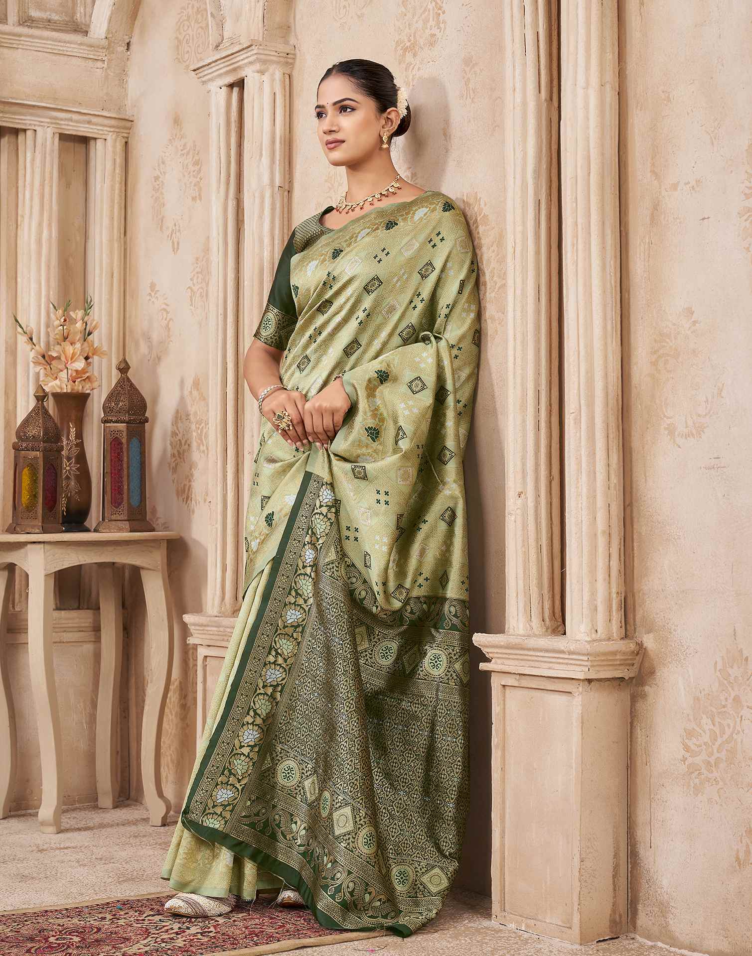 Mehandi Green Silk Woven Patola Saree