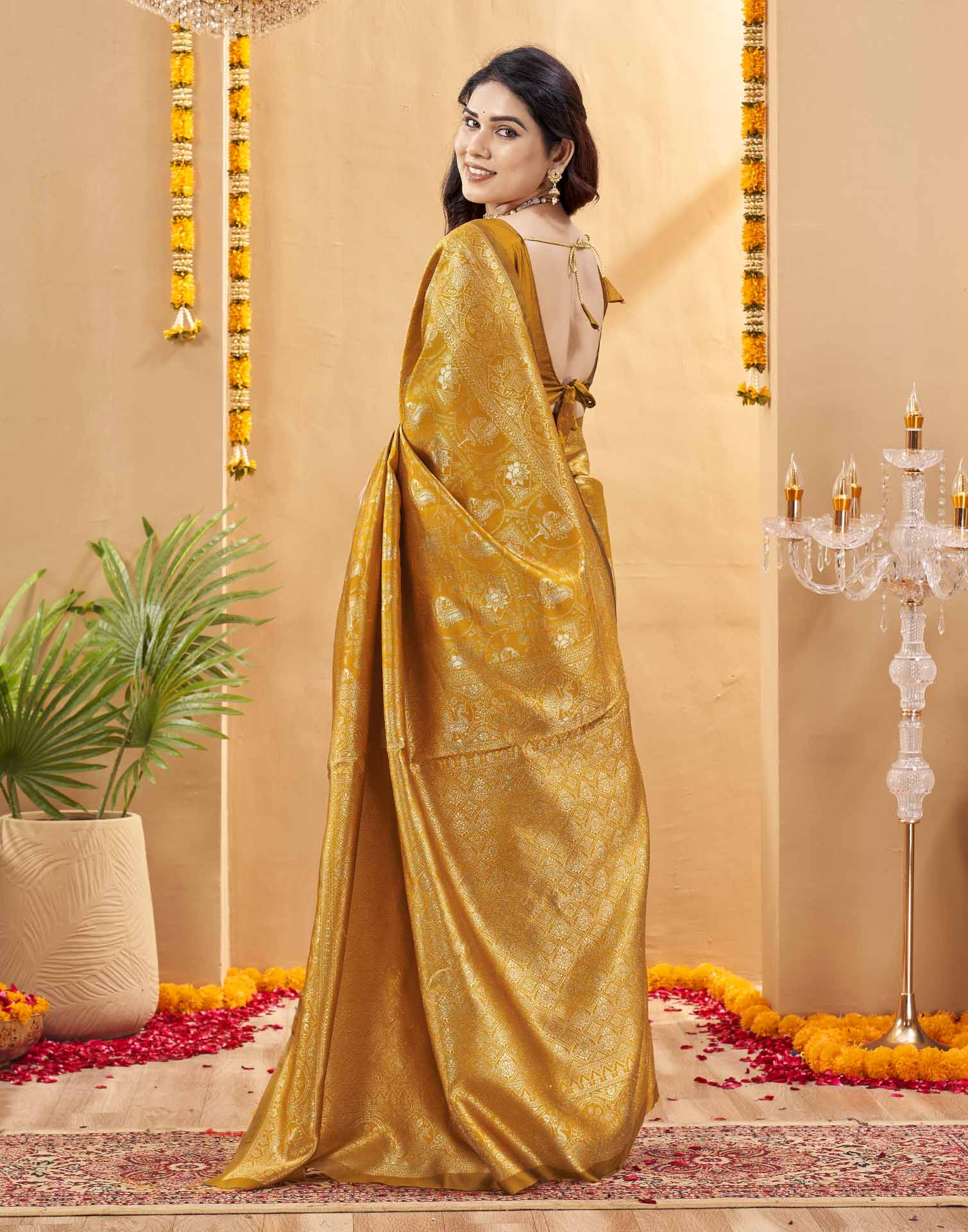 Yellow Silk Woven Banarasi Saree