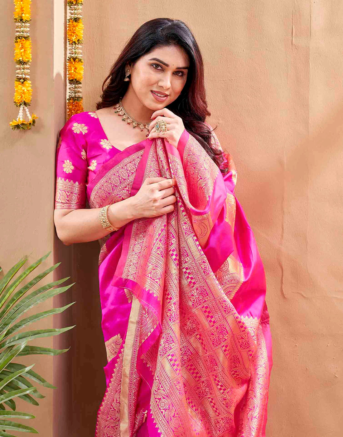 Pink Silk Woven Banarasi Saree