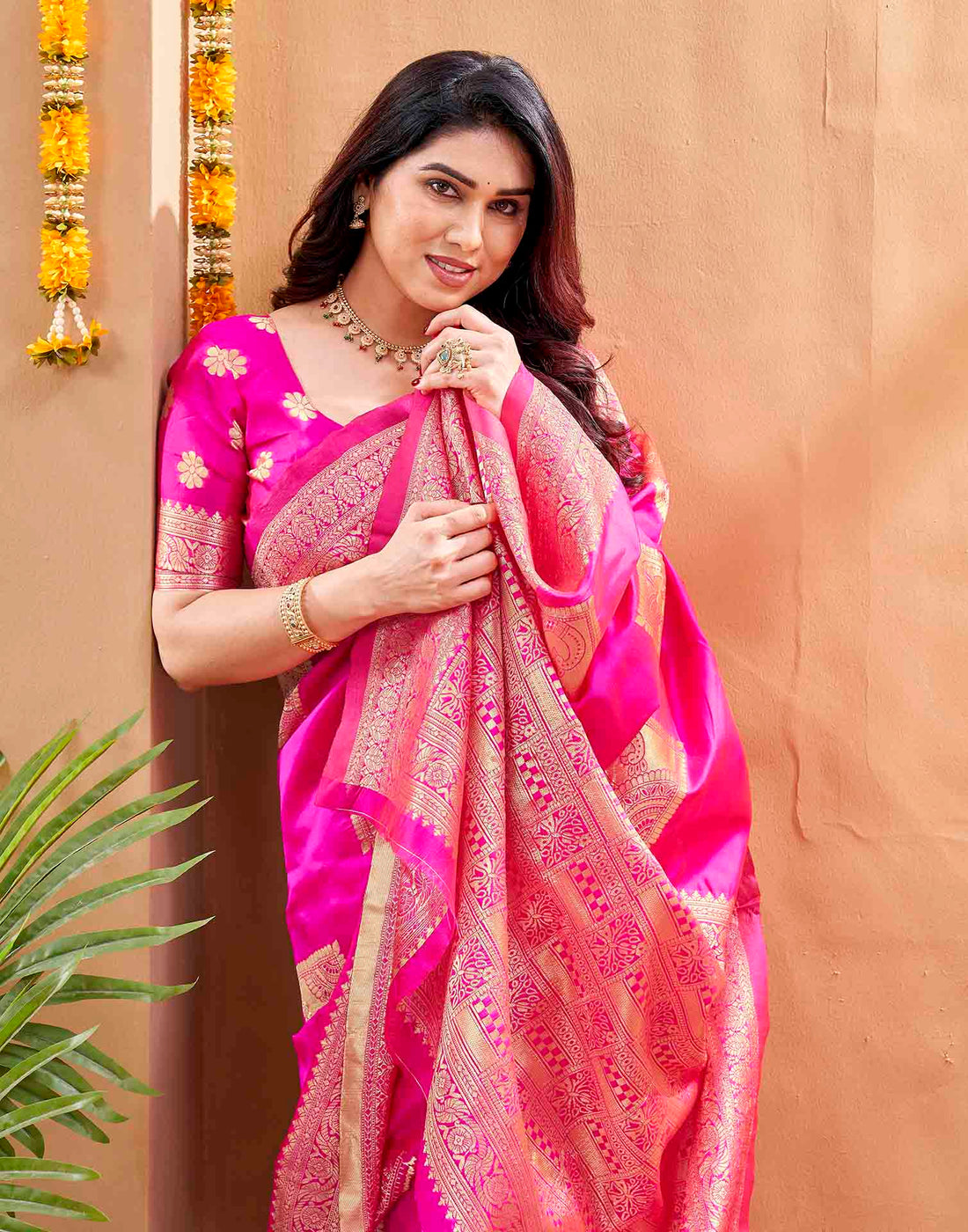 Pink Silk Woven Banarasi Saree