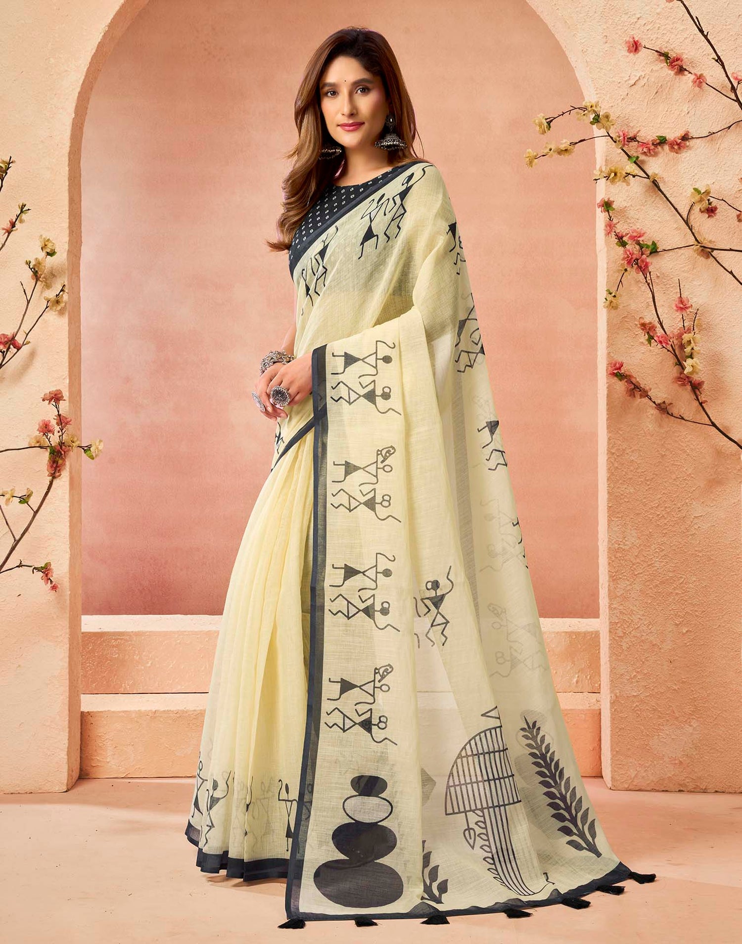 Cream Cotton Printed Printed Saree