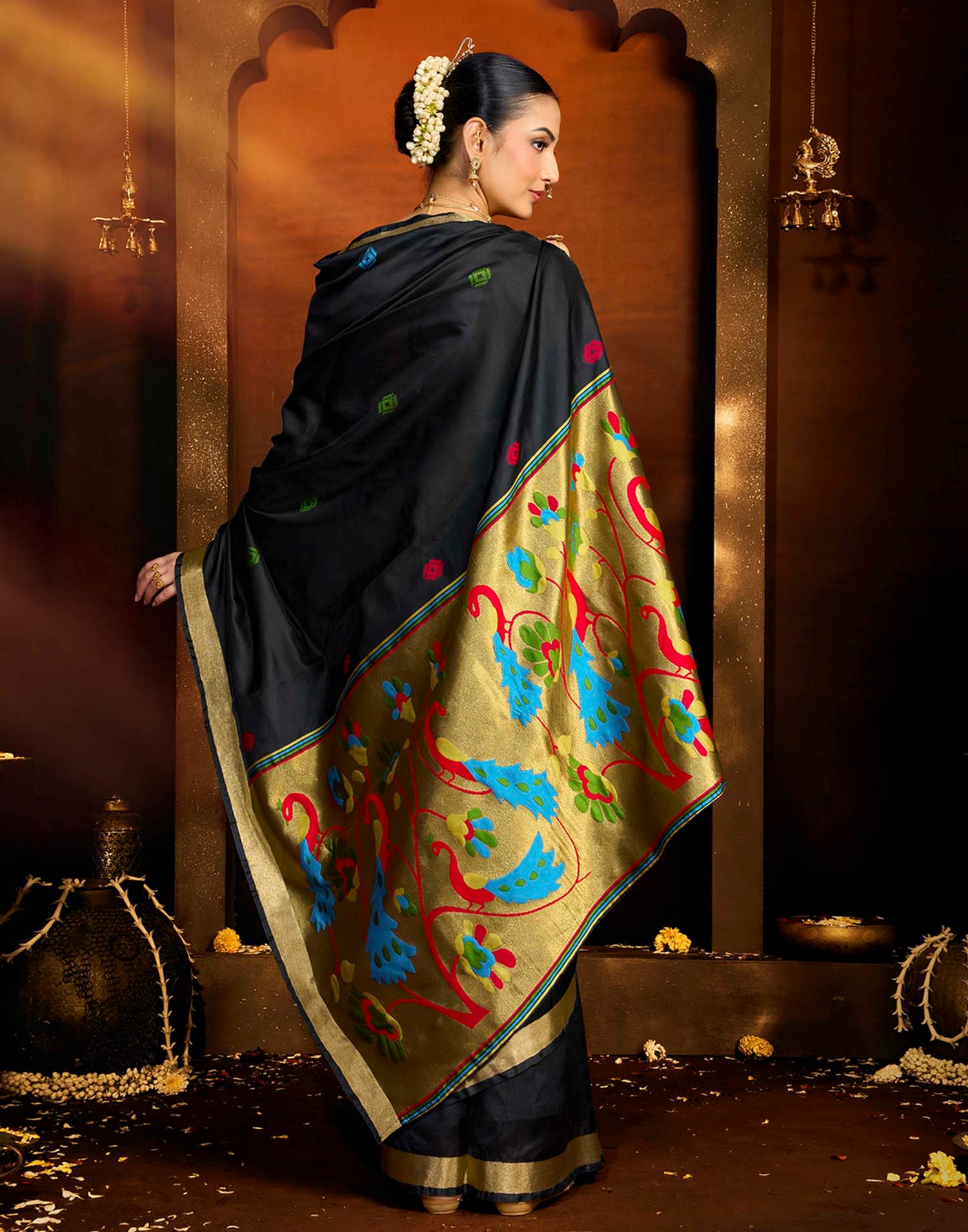 Black Silk Woven Paithani Saree