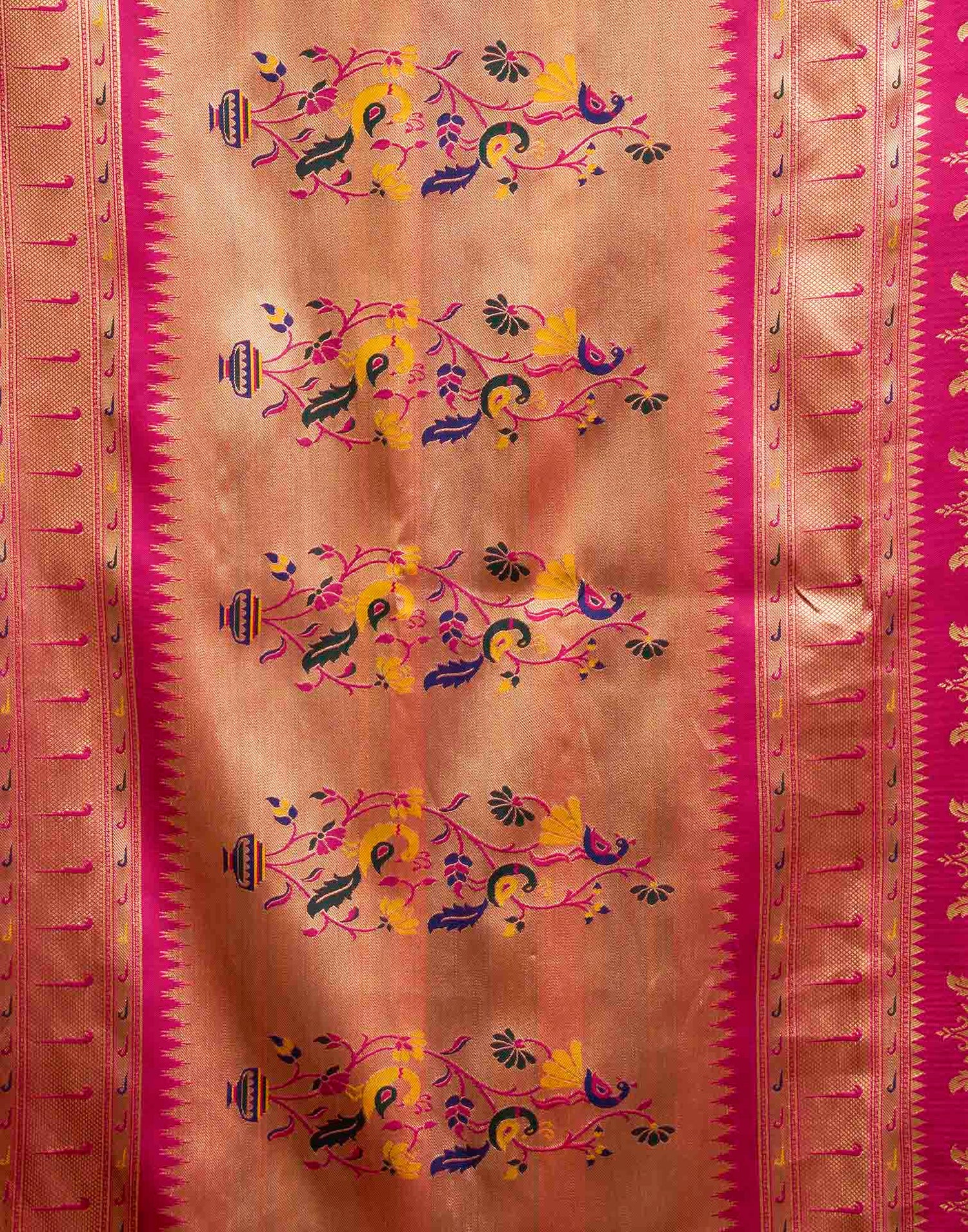 Magenta Silk Woven Paithani Saree