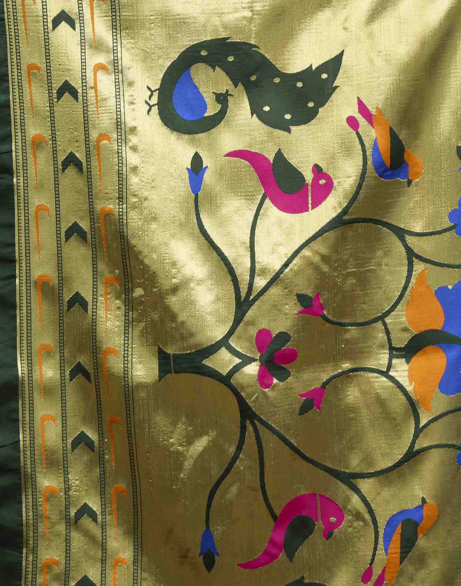 Dark Green Silk Woven Paithani Saree