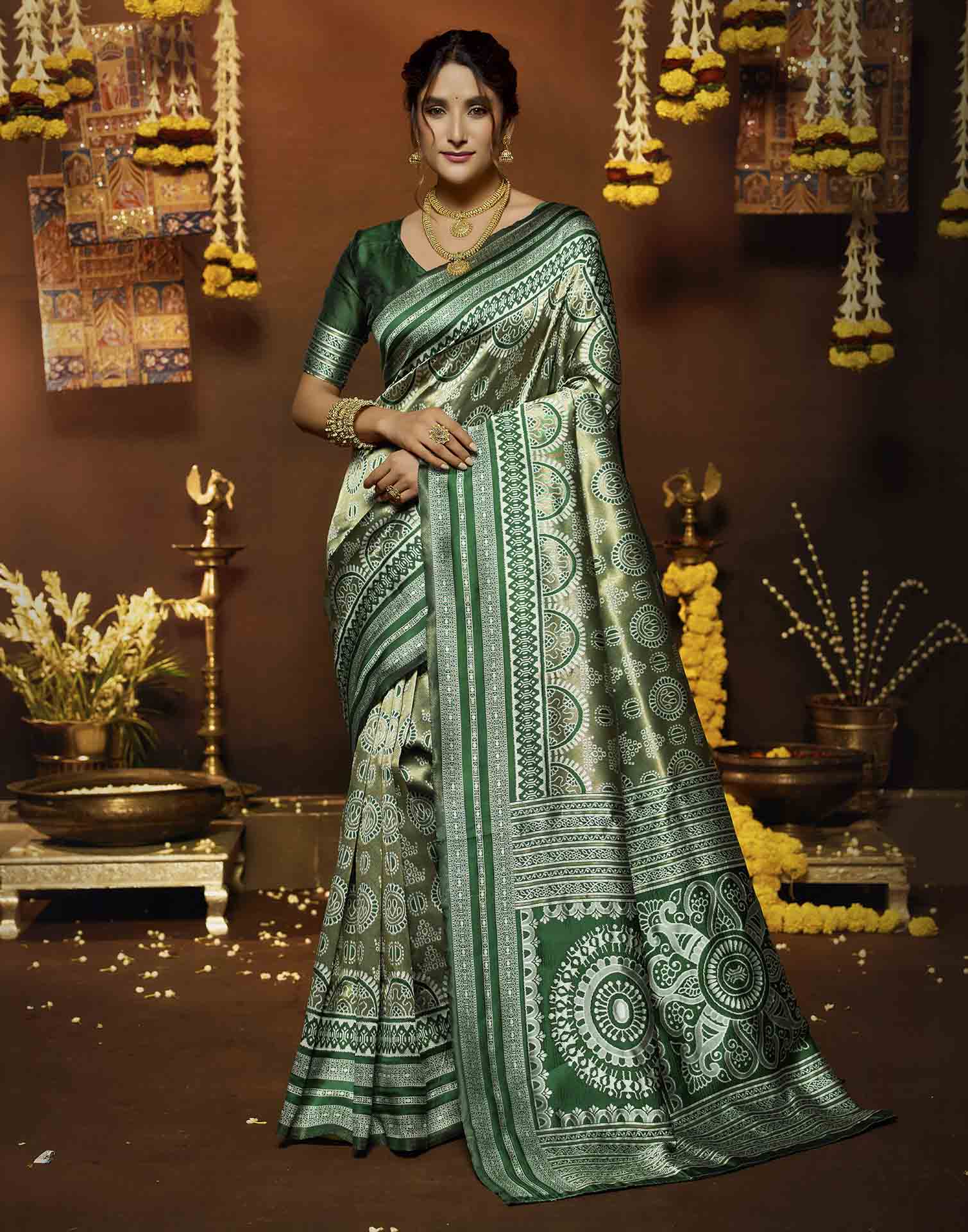 Green Silk Woven Woven Saree