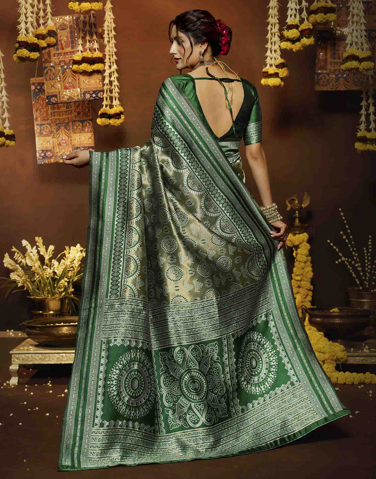 Green Silk Woven Woven Saree