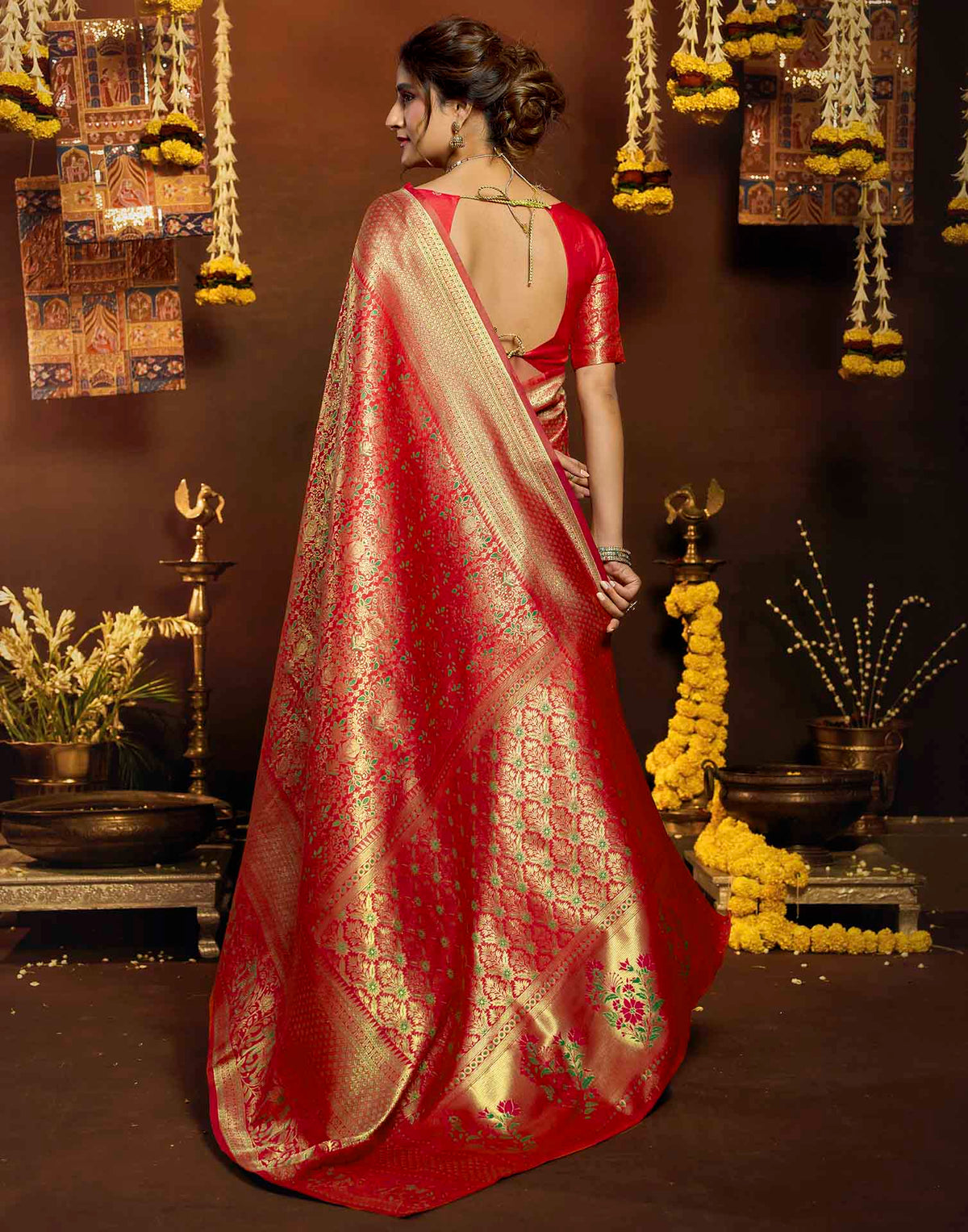 Pink Silk Woven Banarasi Saree