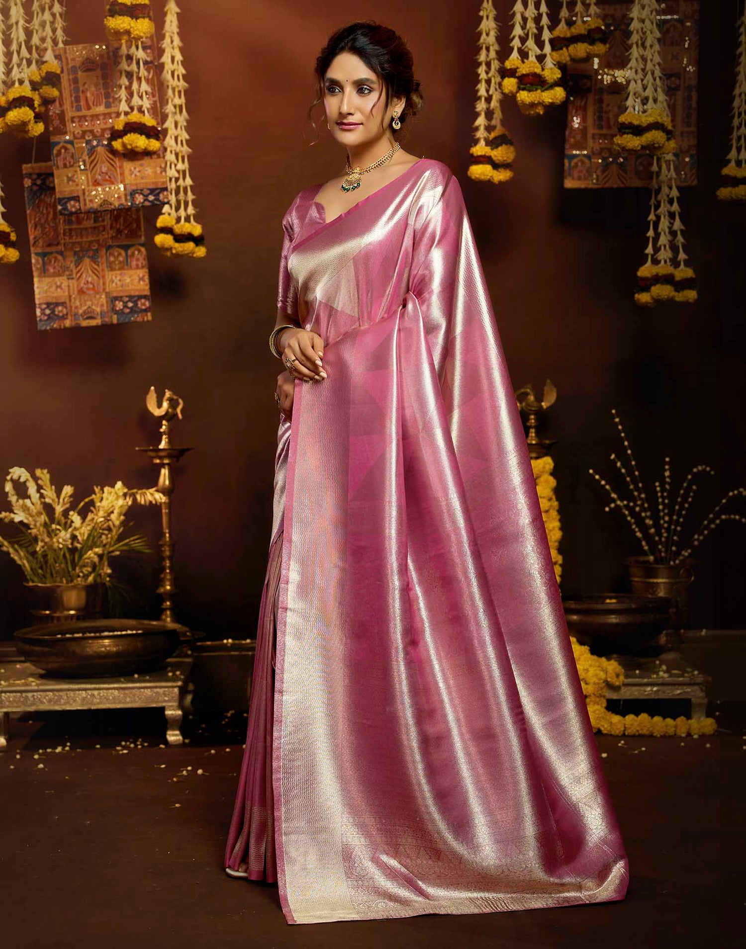 Glossy Pink Shimmer Silk Woven Banarasi Saree