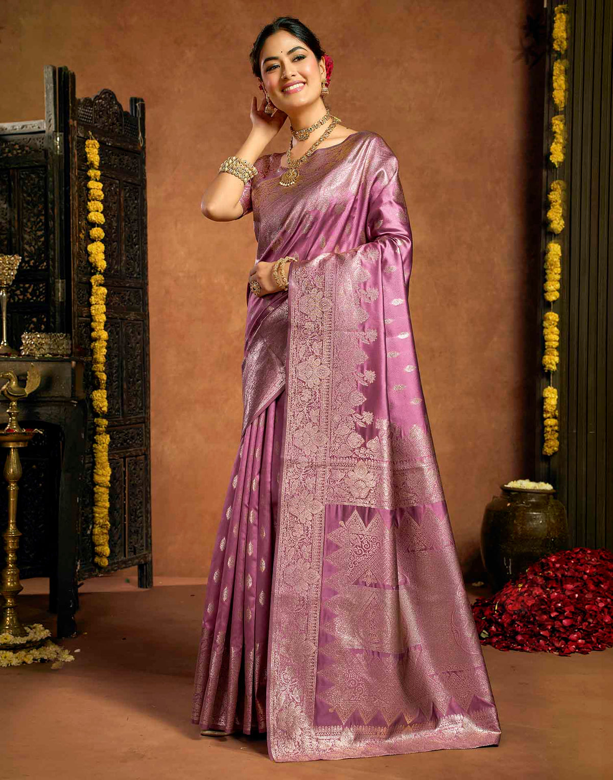 Mauve Pink Silk Woven Banarasi Saree