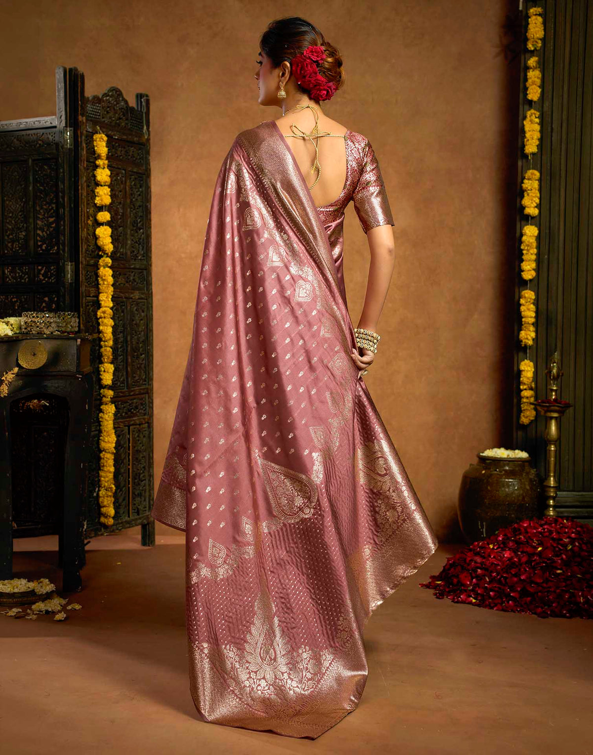 Dusty Rose Pink Silk Woven Banarasi Saree