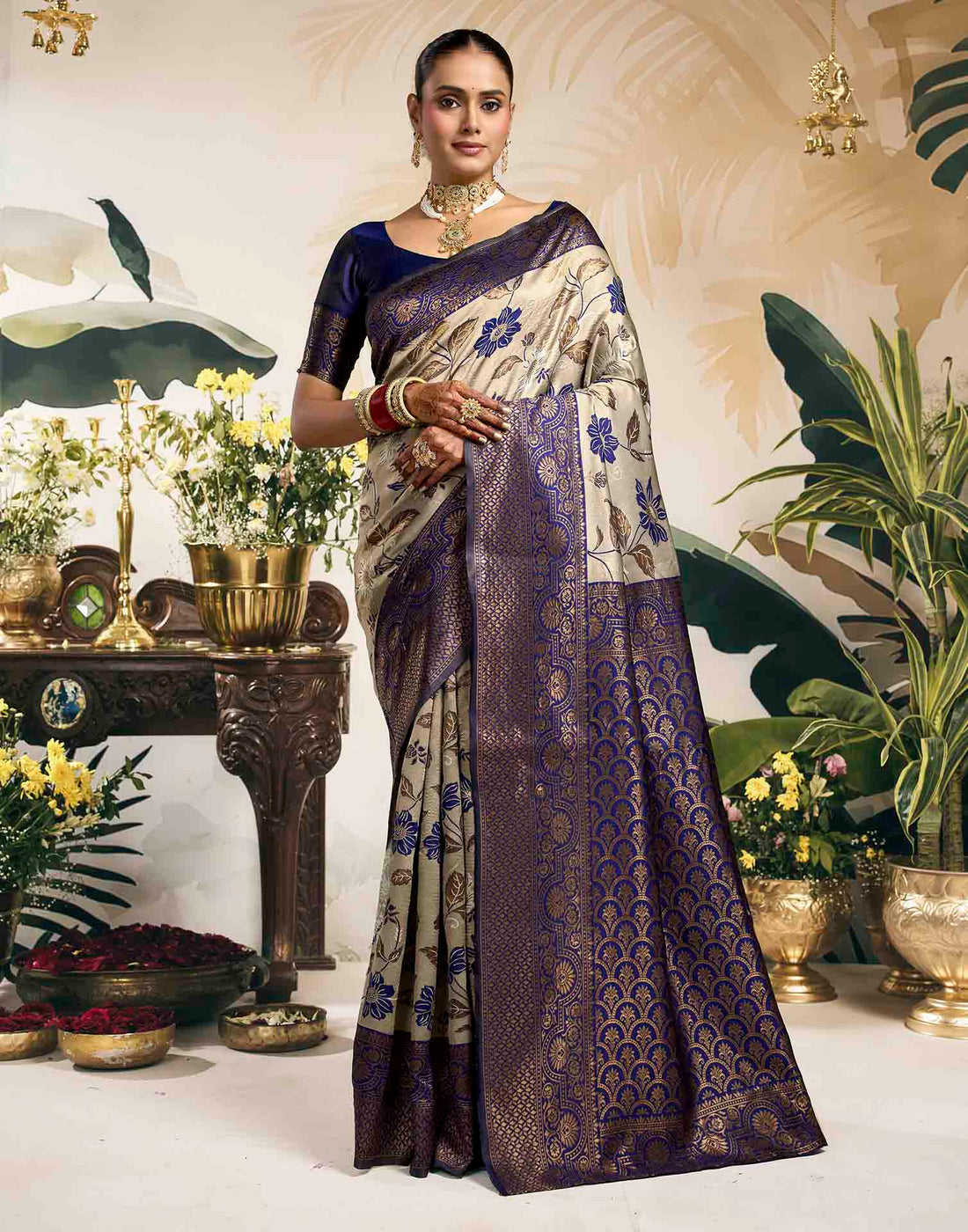 Grey Silk Woven Banarasi Saree