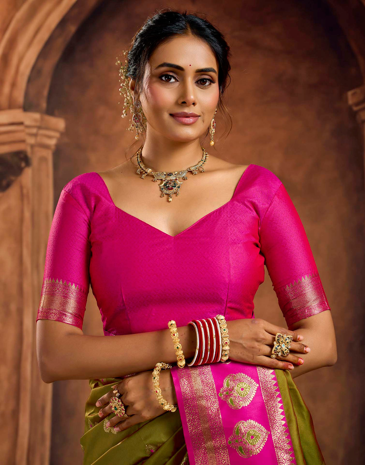 Mehandi Green Silk Woven Banarasi Saree