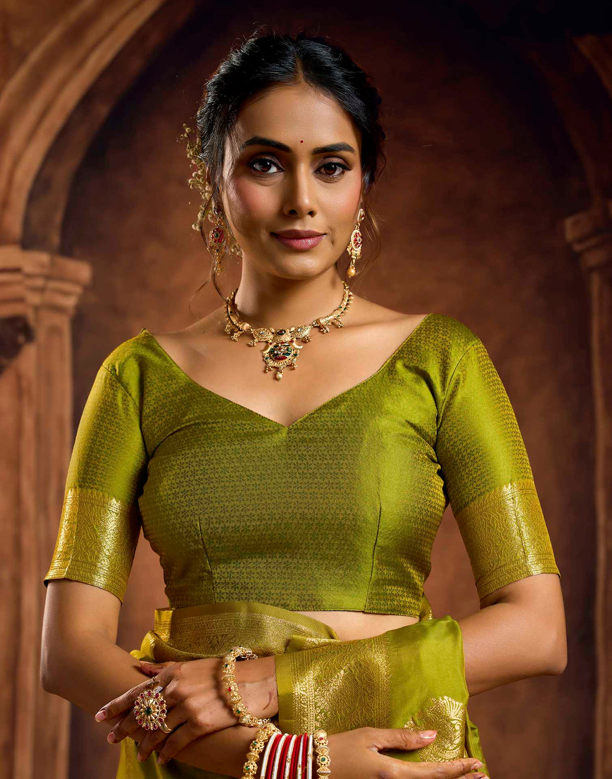 Mehandi Green Silk Woven Banarasi Saree