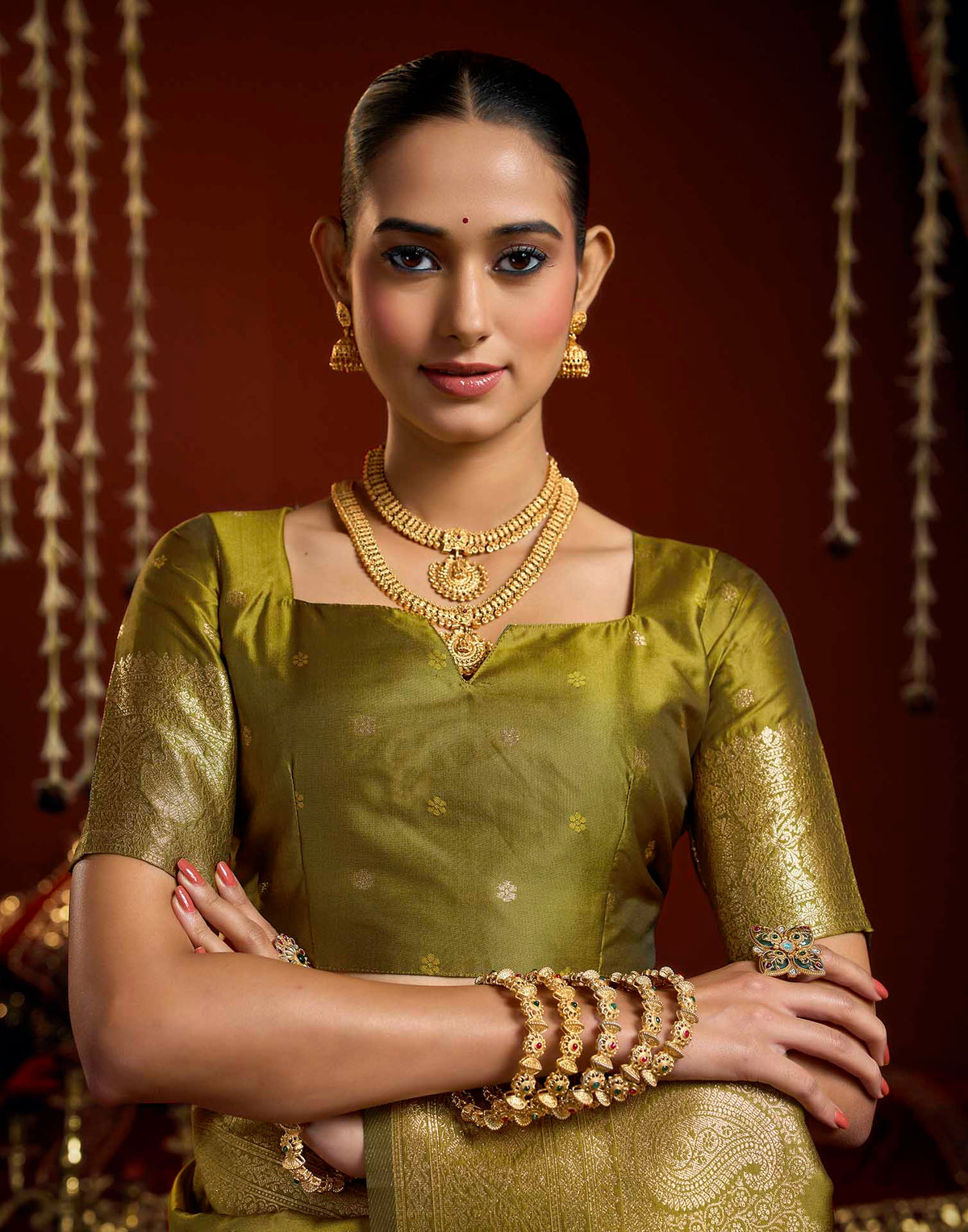 Mehandi Green Silk Woven Banarasi Saree