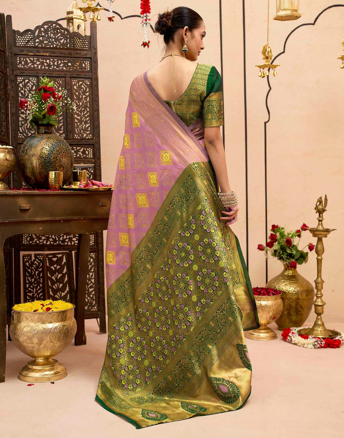 Baby Pink Silk Woven Banarasi Saree