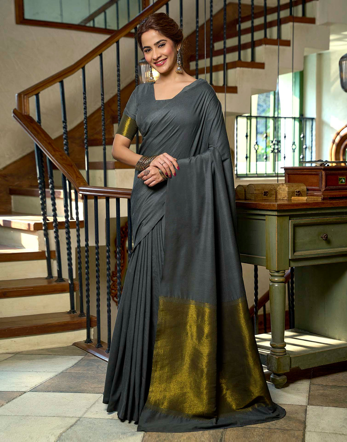 Charcoal Grey Cotton Woven Kanjivaram Saree