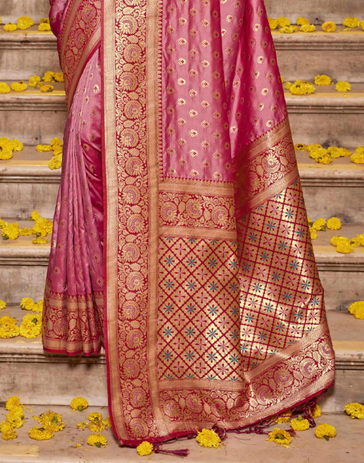Dusty Rose Pink Silk Woven Banarasi Saree