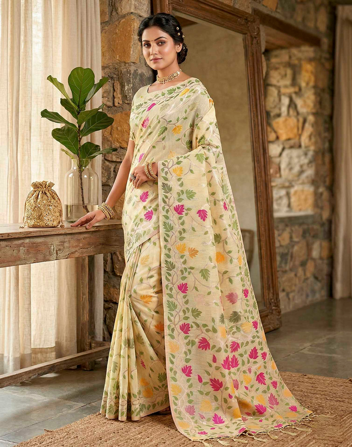 Cream Linen Woven Floral Printed Saree