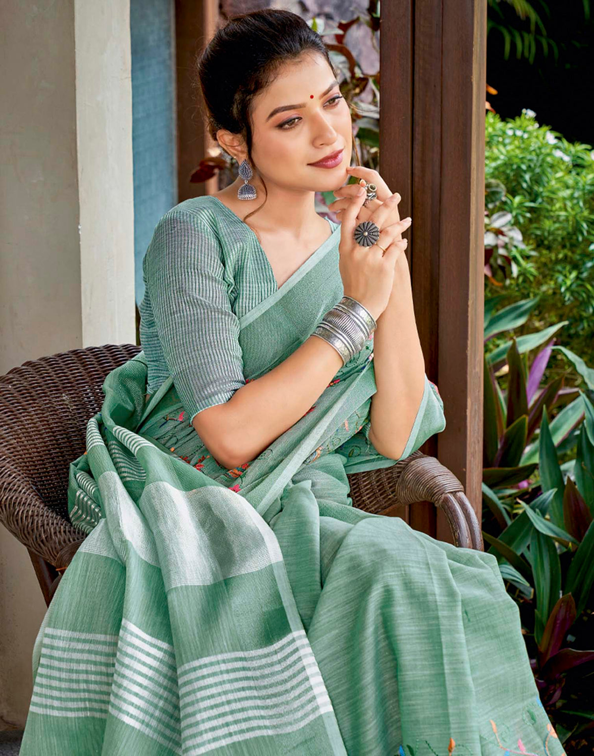 Mint Green Linen Woven Floral Printed Saree