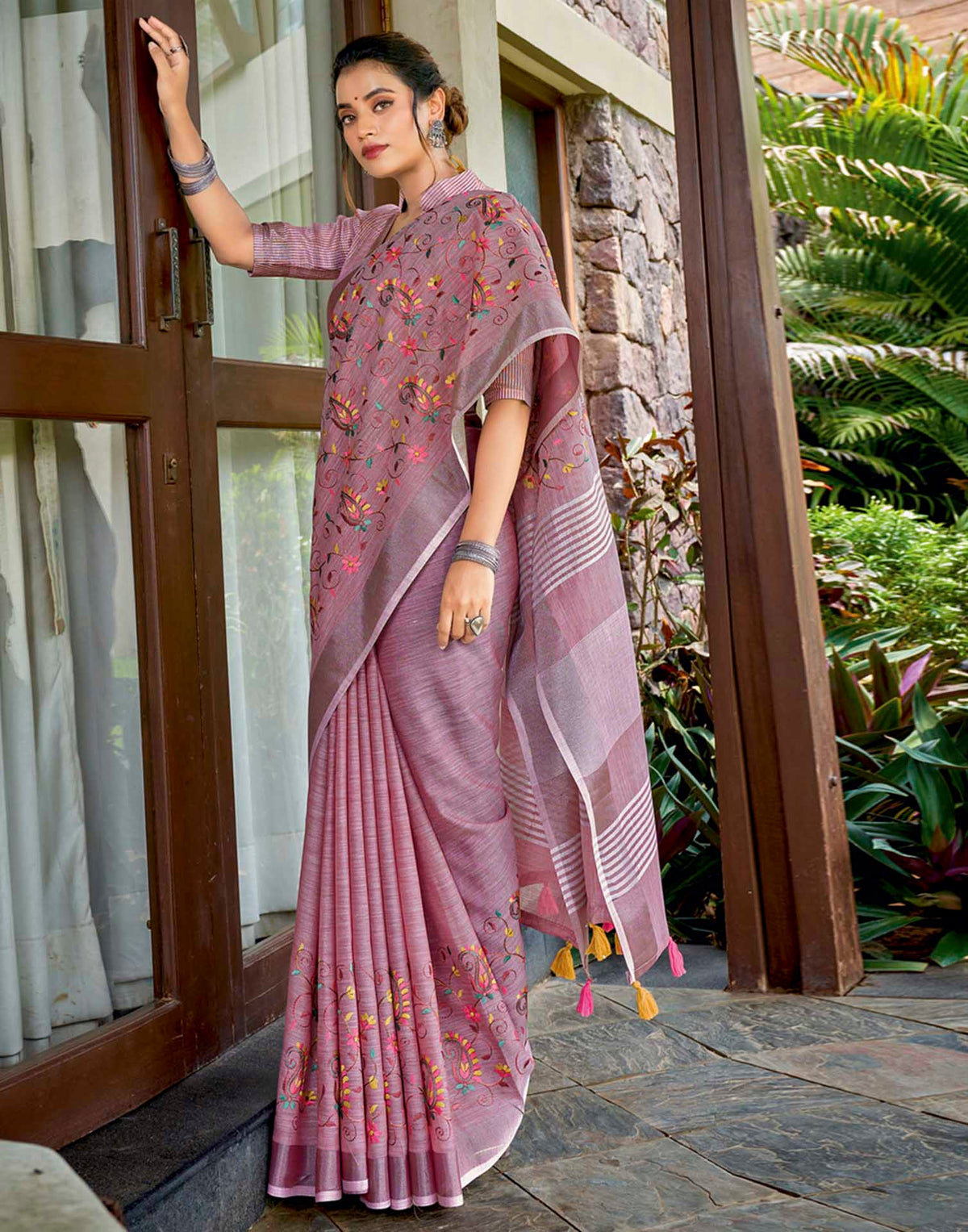 Brown Linen Woven Floral Printed Saree