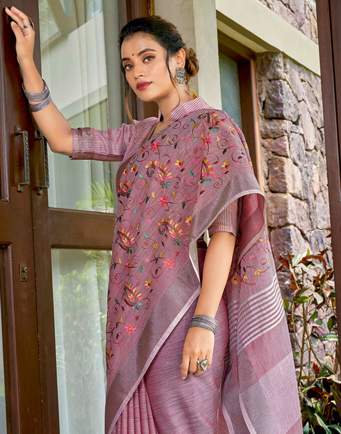 Brown Linen Woven Floral Printed Saree