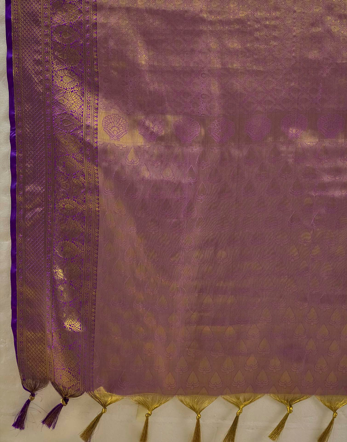 Lavender Silk Woven Kanjivaram Saree