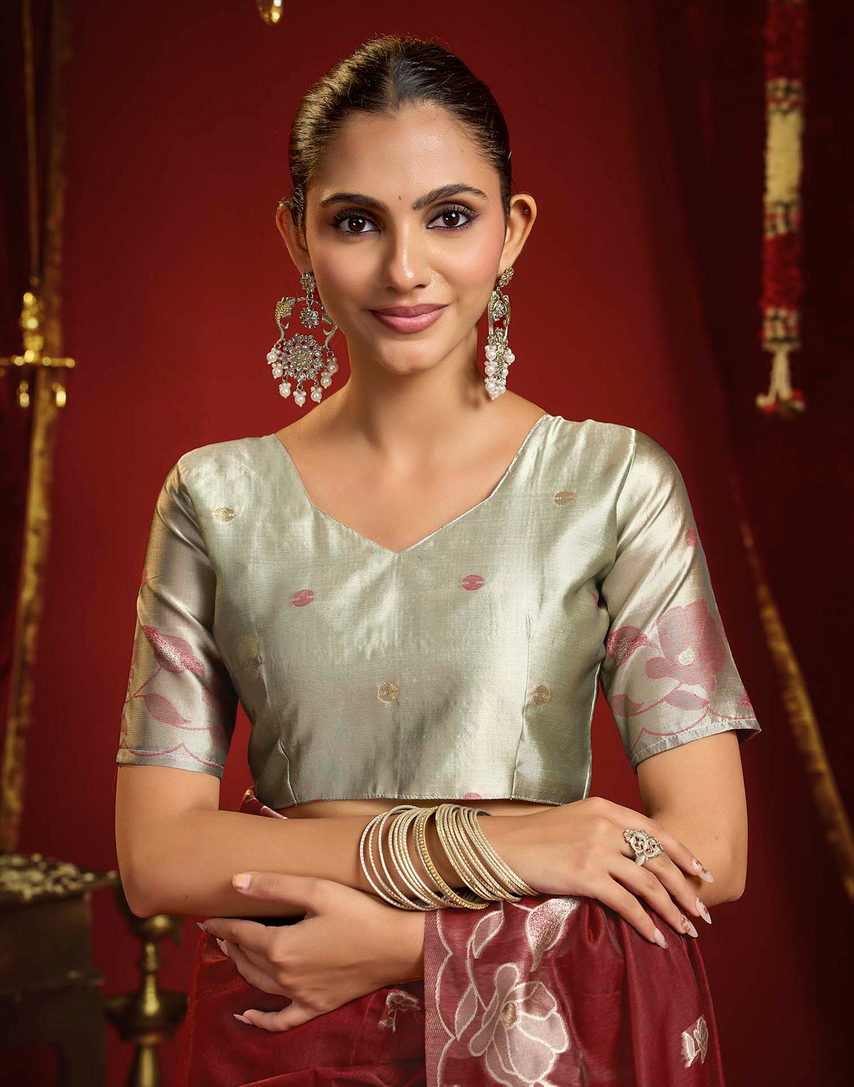 Maroon Cotton Woven Floral Printed Saree