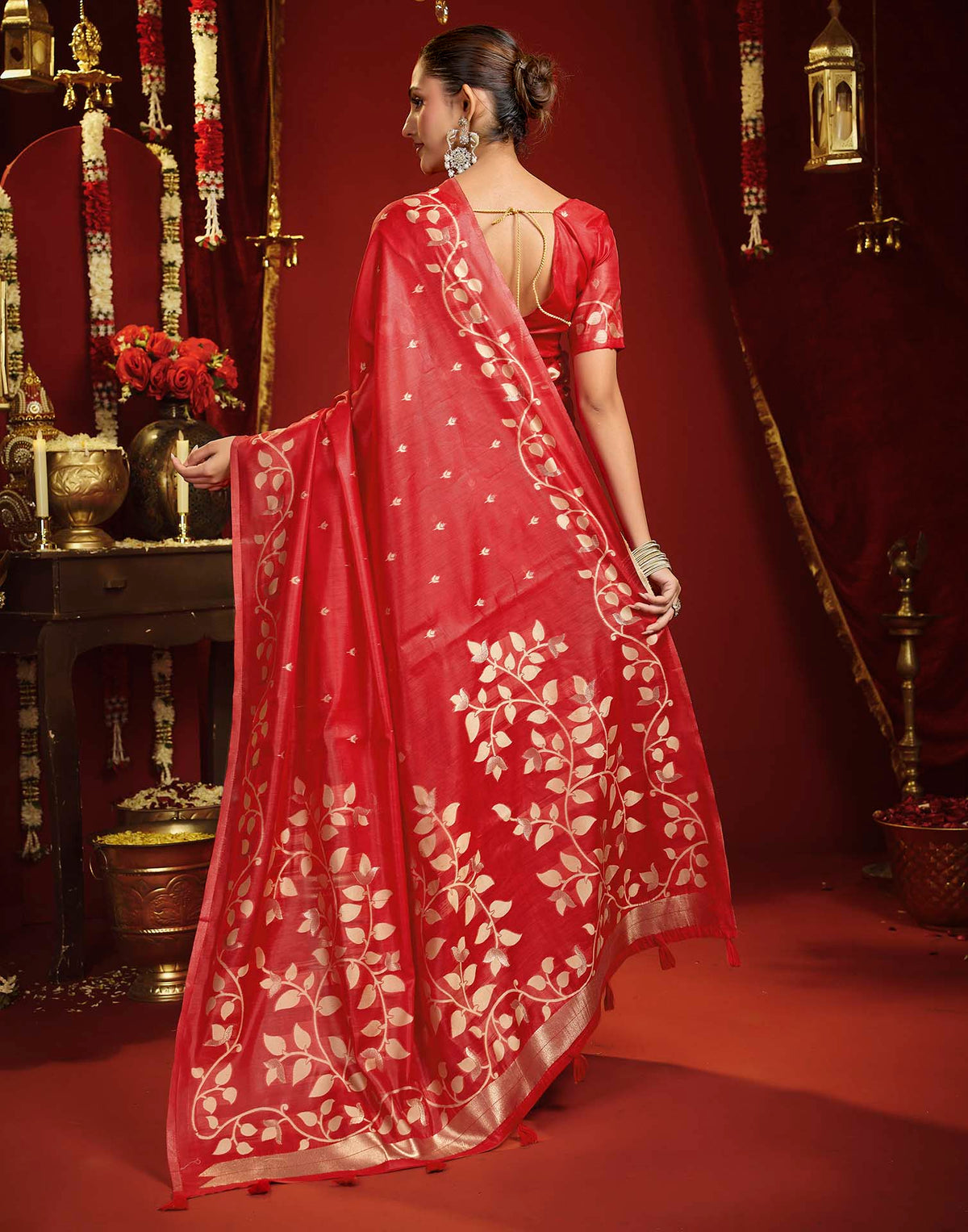Bright Red Cotton Woven Floral Printed Saree