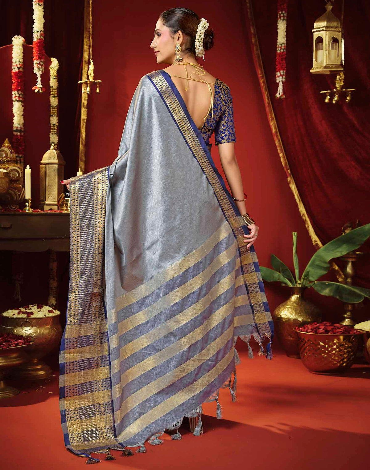 Grey Silk Woven Kanjivaram Saree