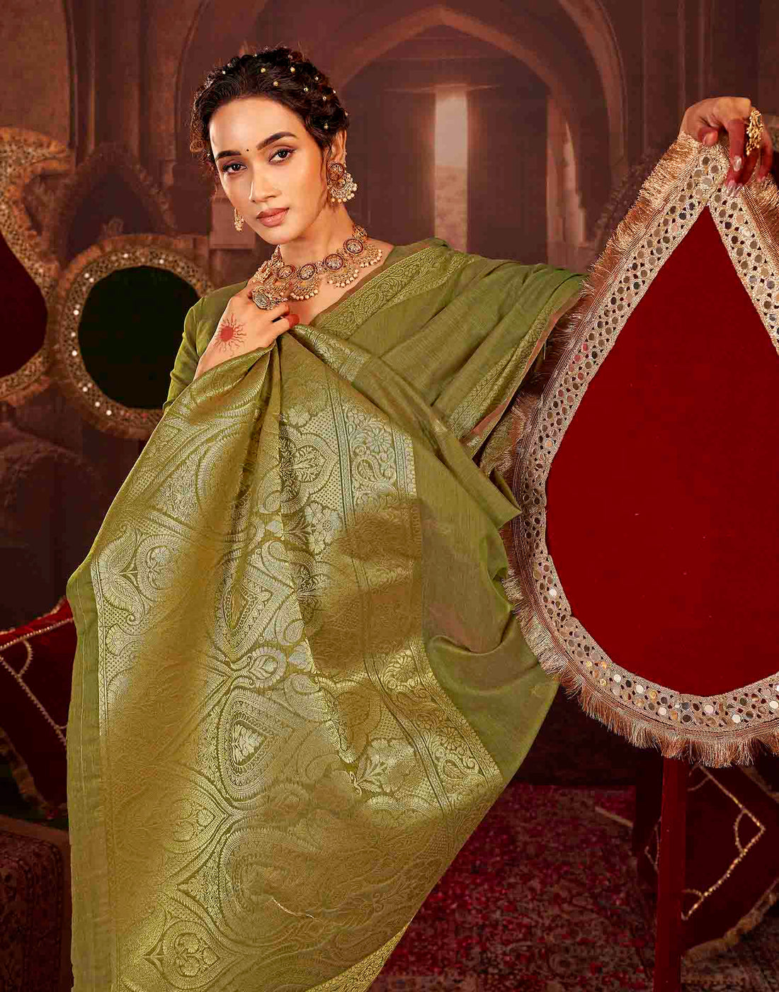 Mehandi Green Cotton Woven Saree