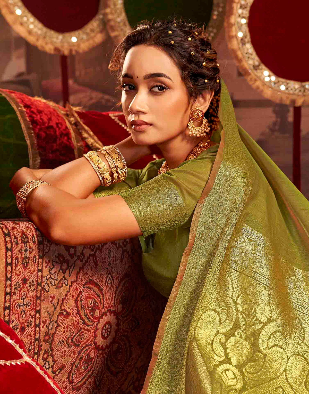 Mehandi Green Cotton Woven Saree