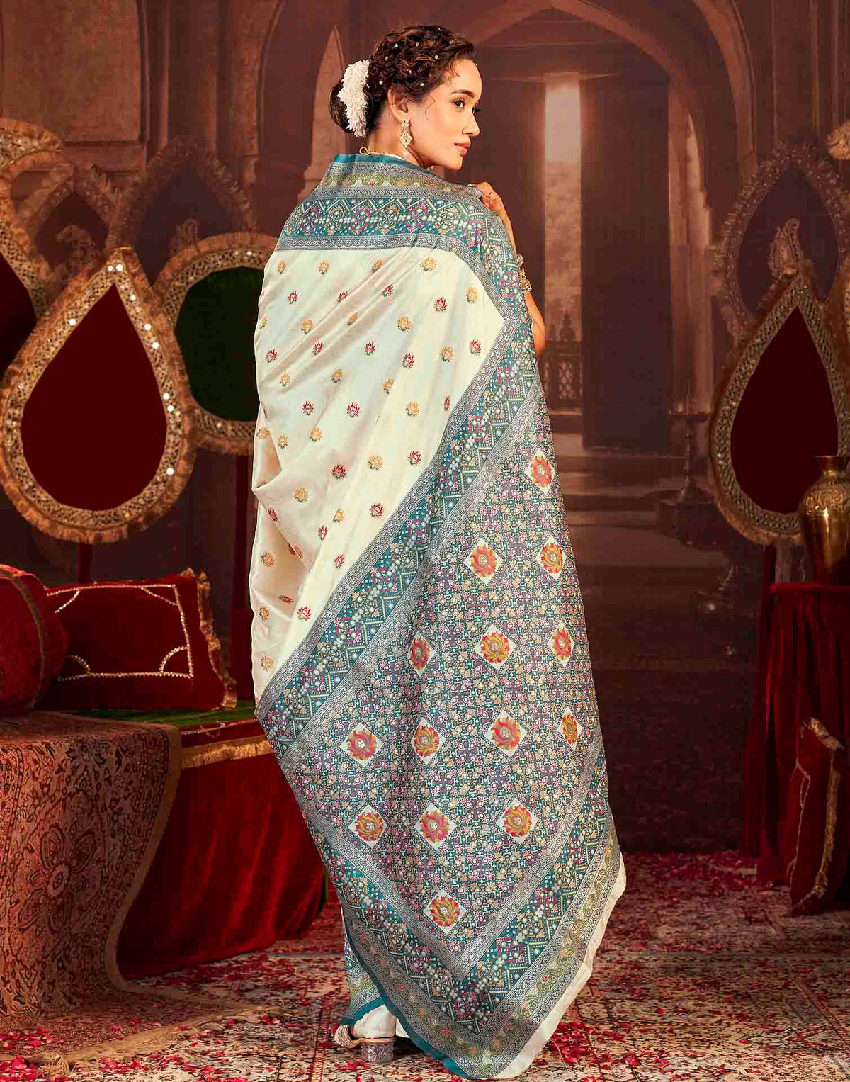 Crean Silk Woven Banarasi Saree