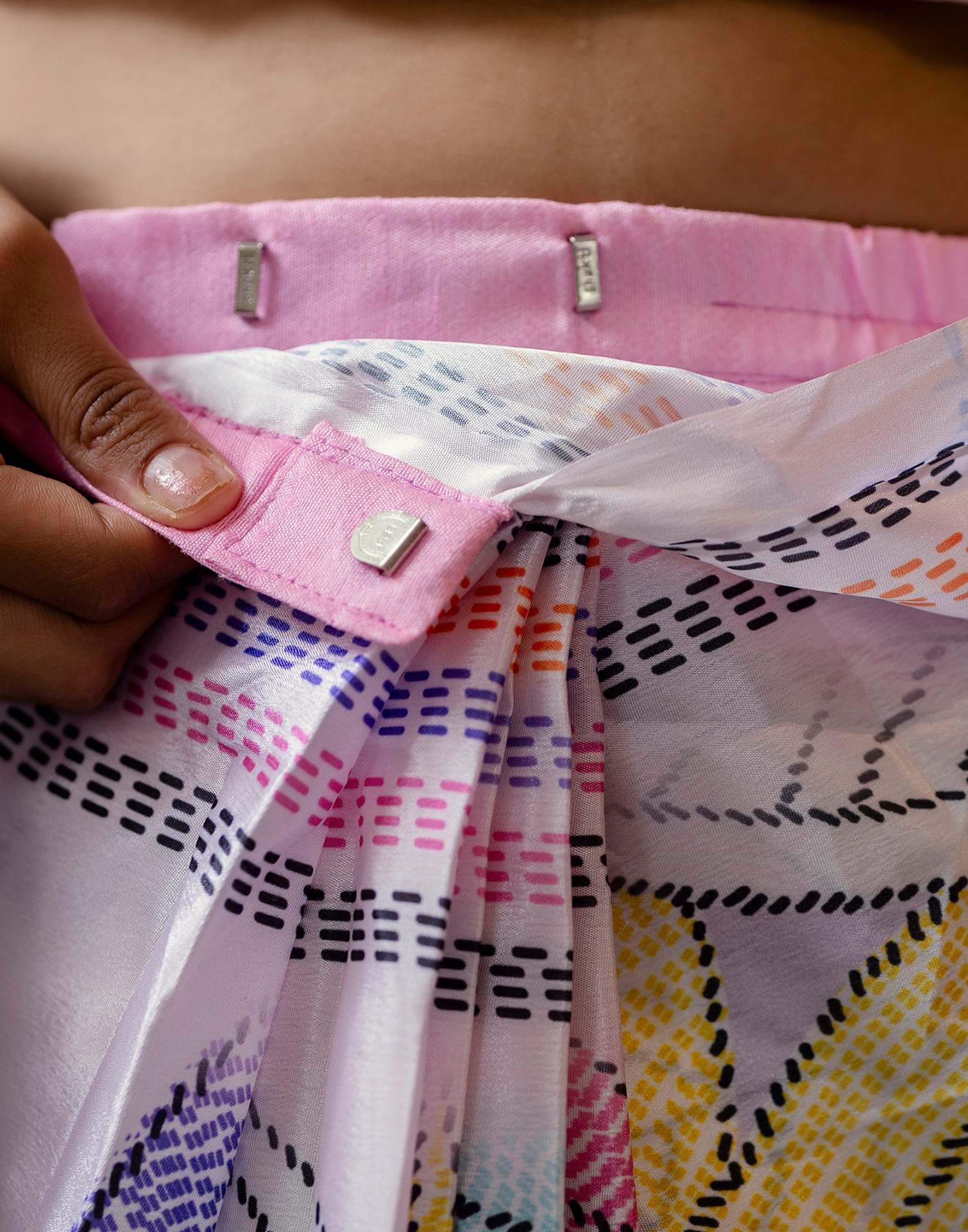 Ready To Wear Off White Silk Printed Saree