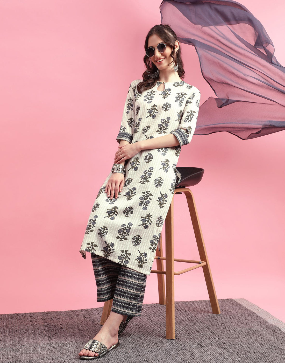 Off White Printed Cotton Straight Kurta With Pant And Dupatta