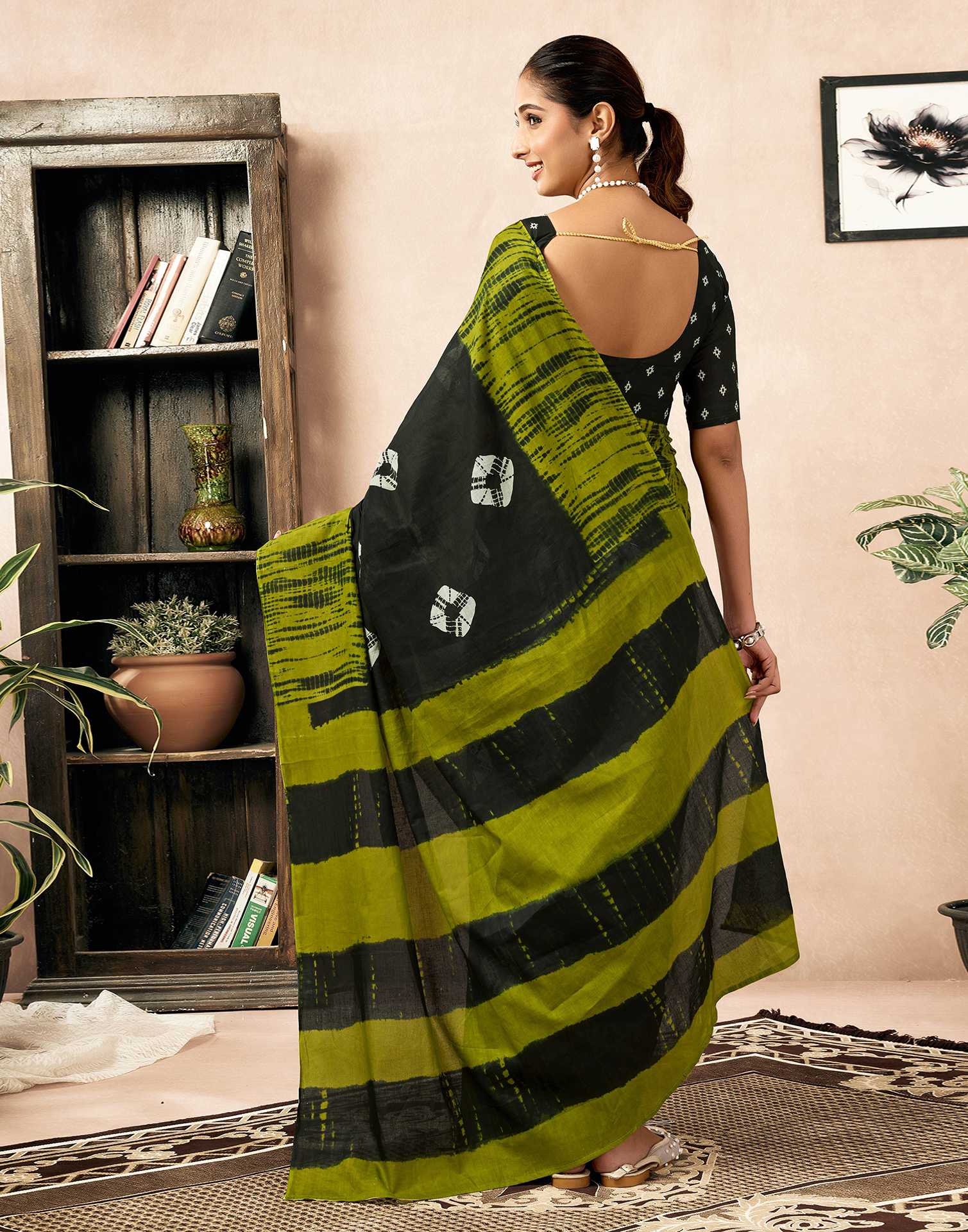 Ready To Wear Bottle Green Cotton Printed Saree