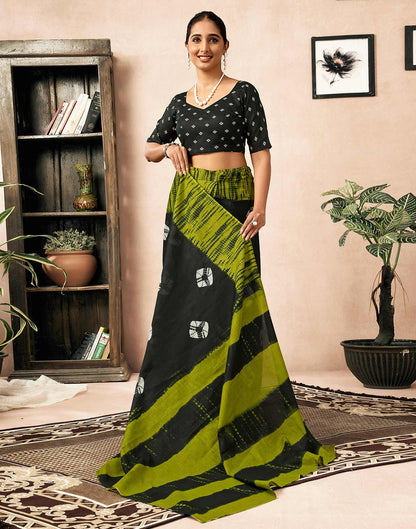 Ready To Wear Bottle Green Cotton Printed Saree