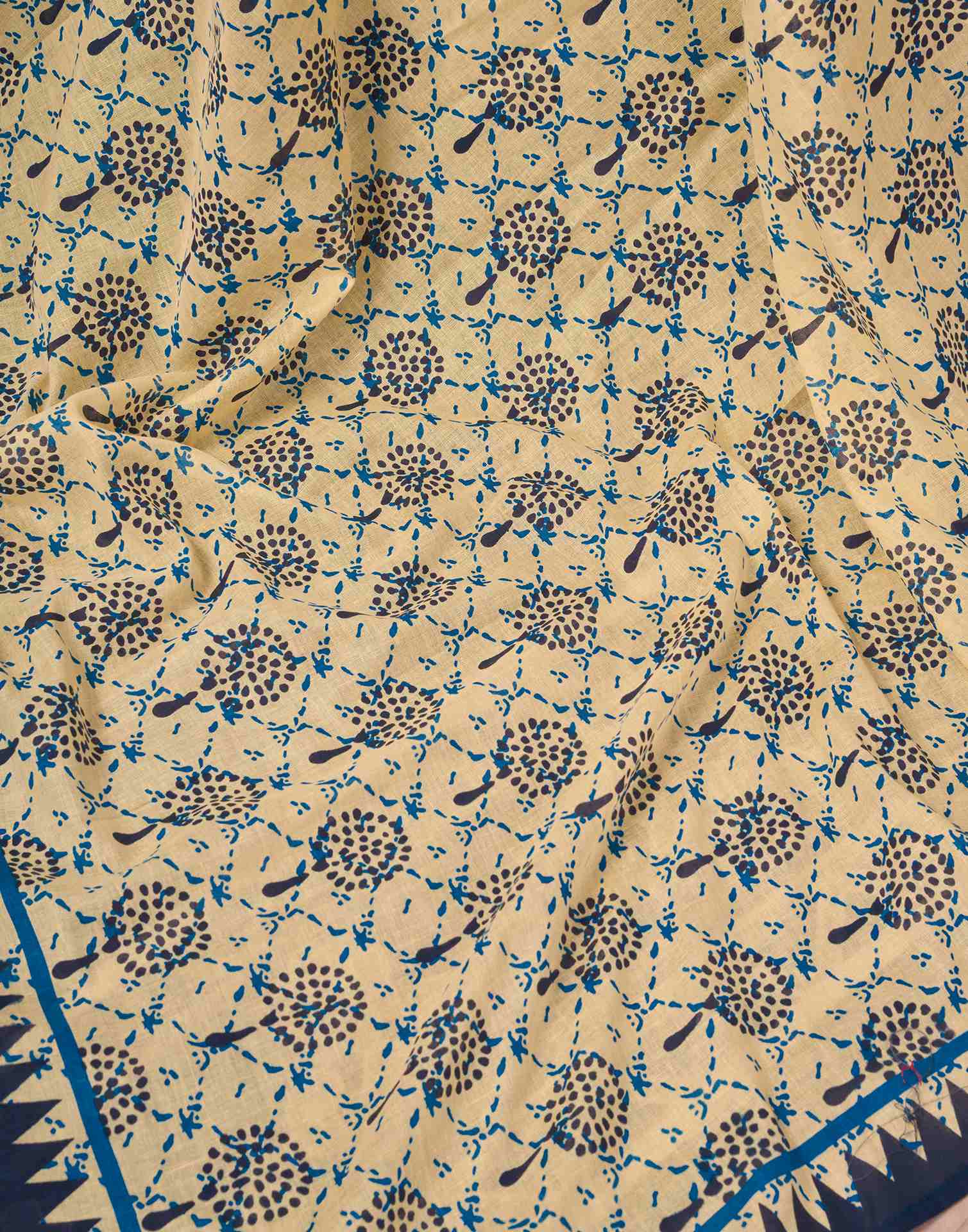 Ready To Wear Cream Cotton Printed Saree With Pocket