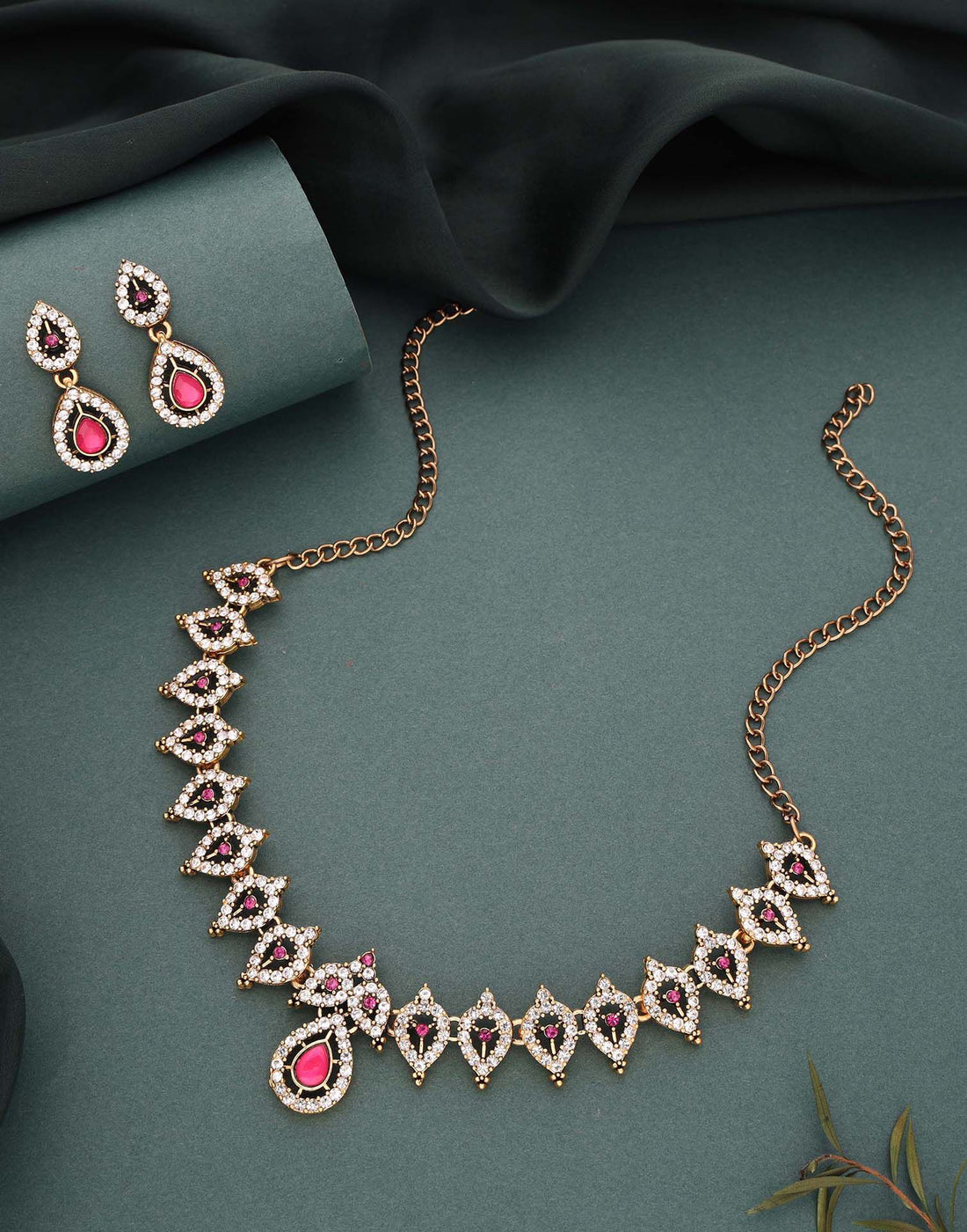 Pink Gold Choker Necklace Set With Drop Earring